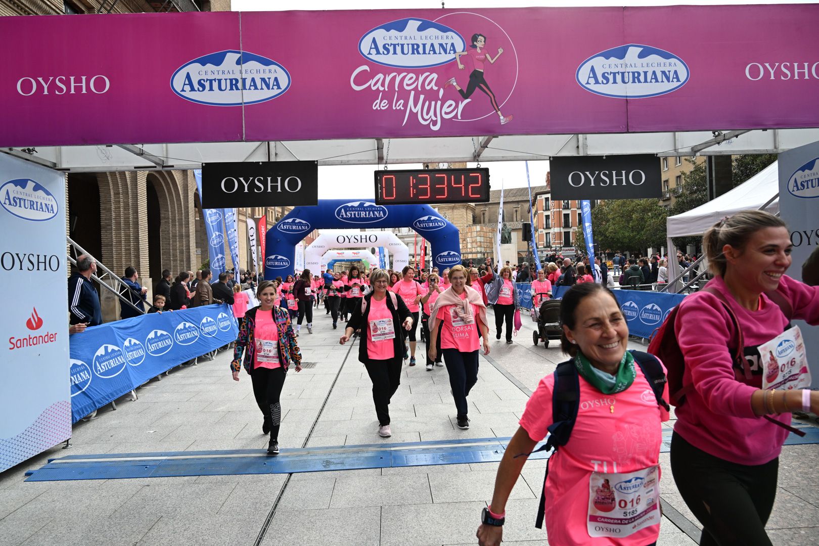 Todas las fotos de la Carrera de la Mujer de Zaragoza 2023. 8955