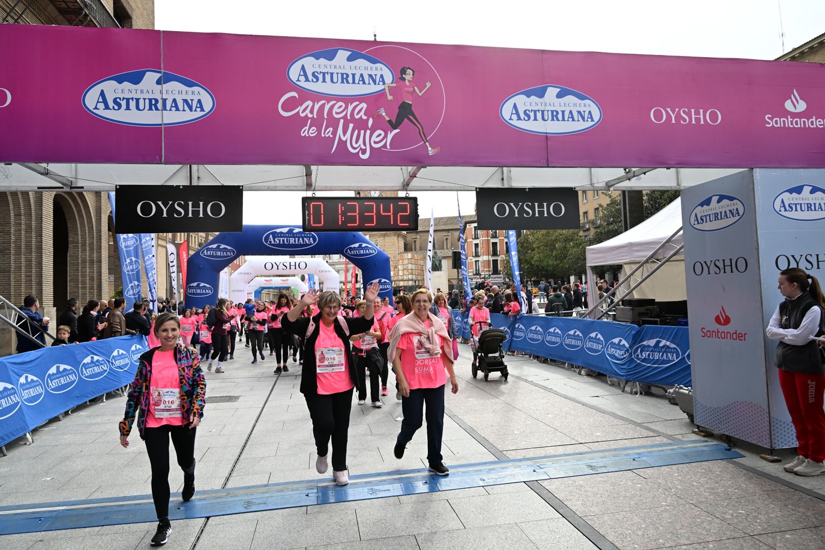 Todas las fotos de la Carrera de la Mujer de Zaragoza 2023. 8956