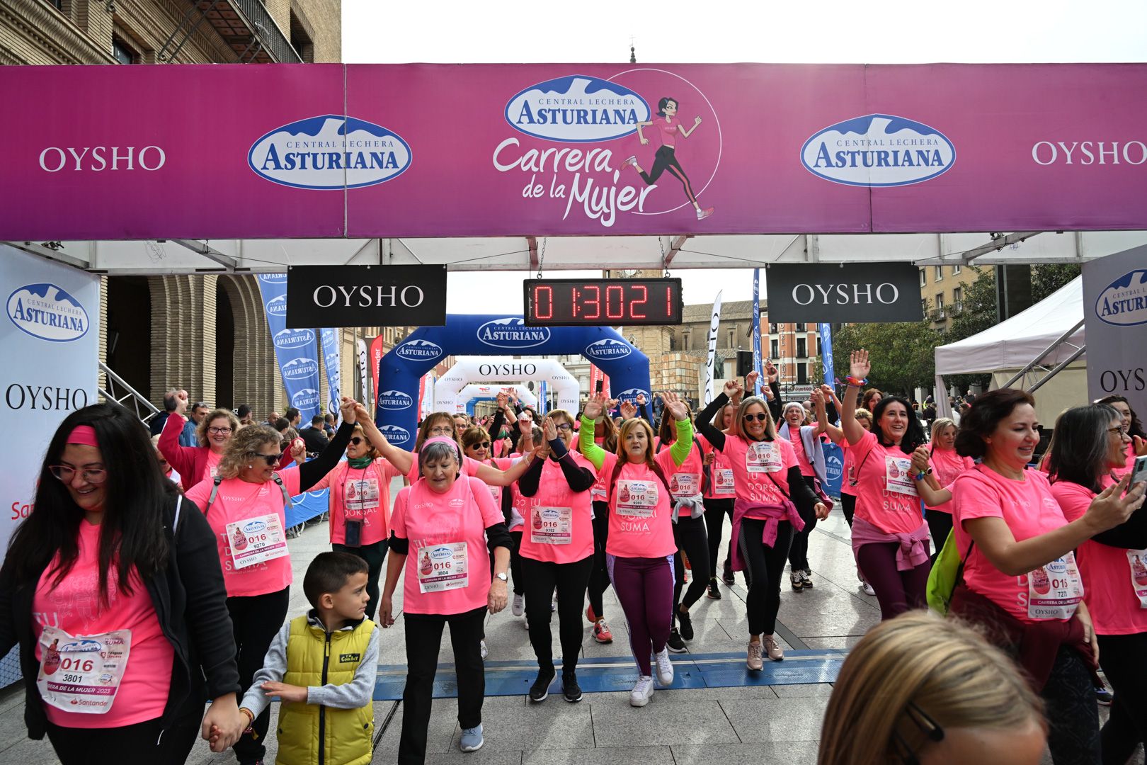 Todas las fotos de la Carrera de la Mujer de Zaragoza 2023. 8717