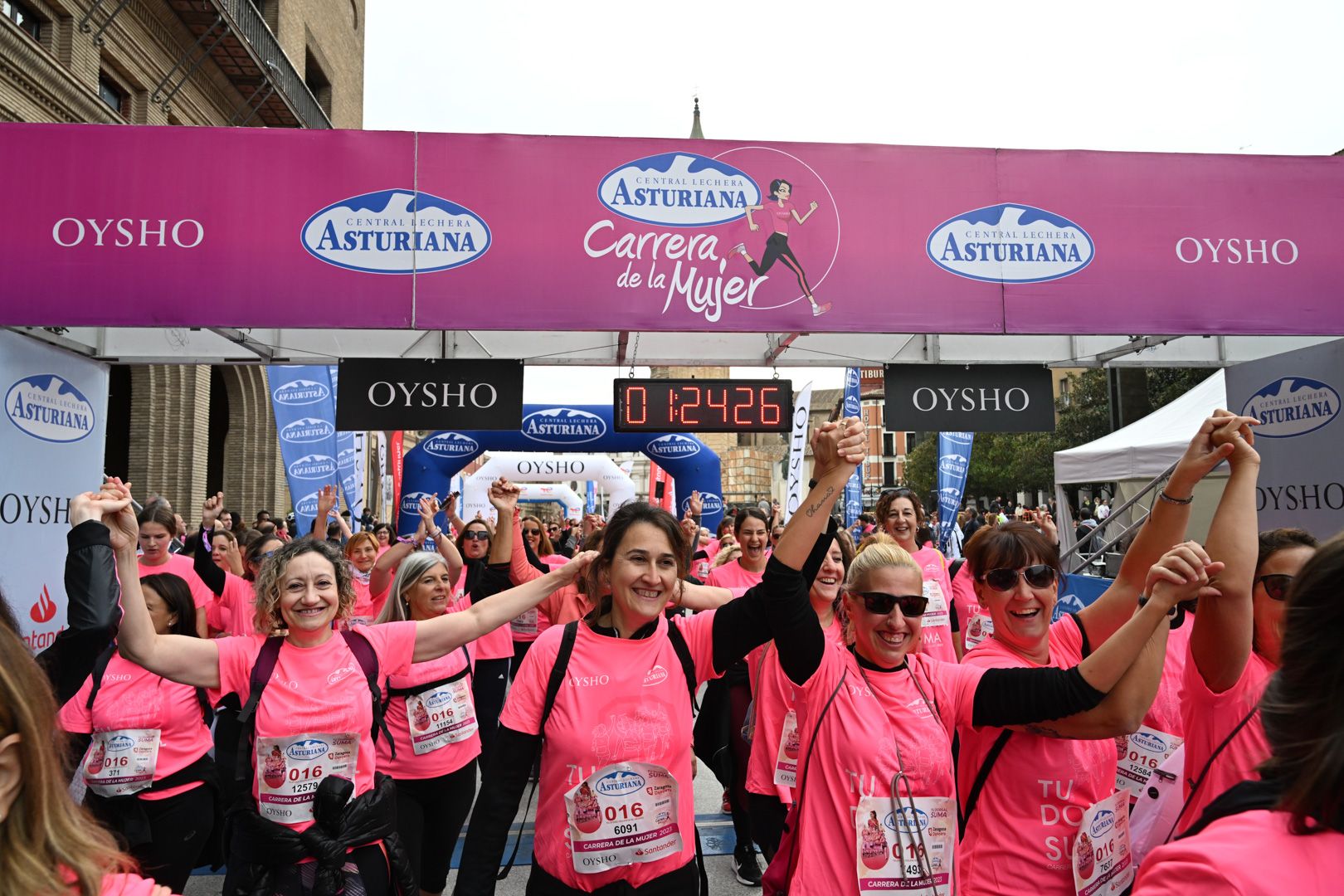 Todas las fotos de la Carrera de la Mujer de Zaragoza 2023. 8230