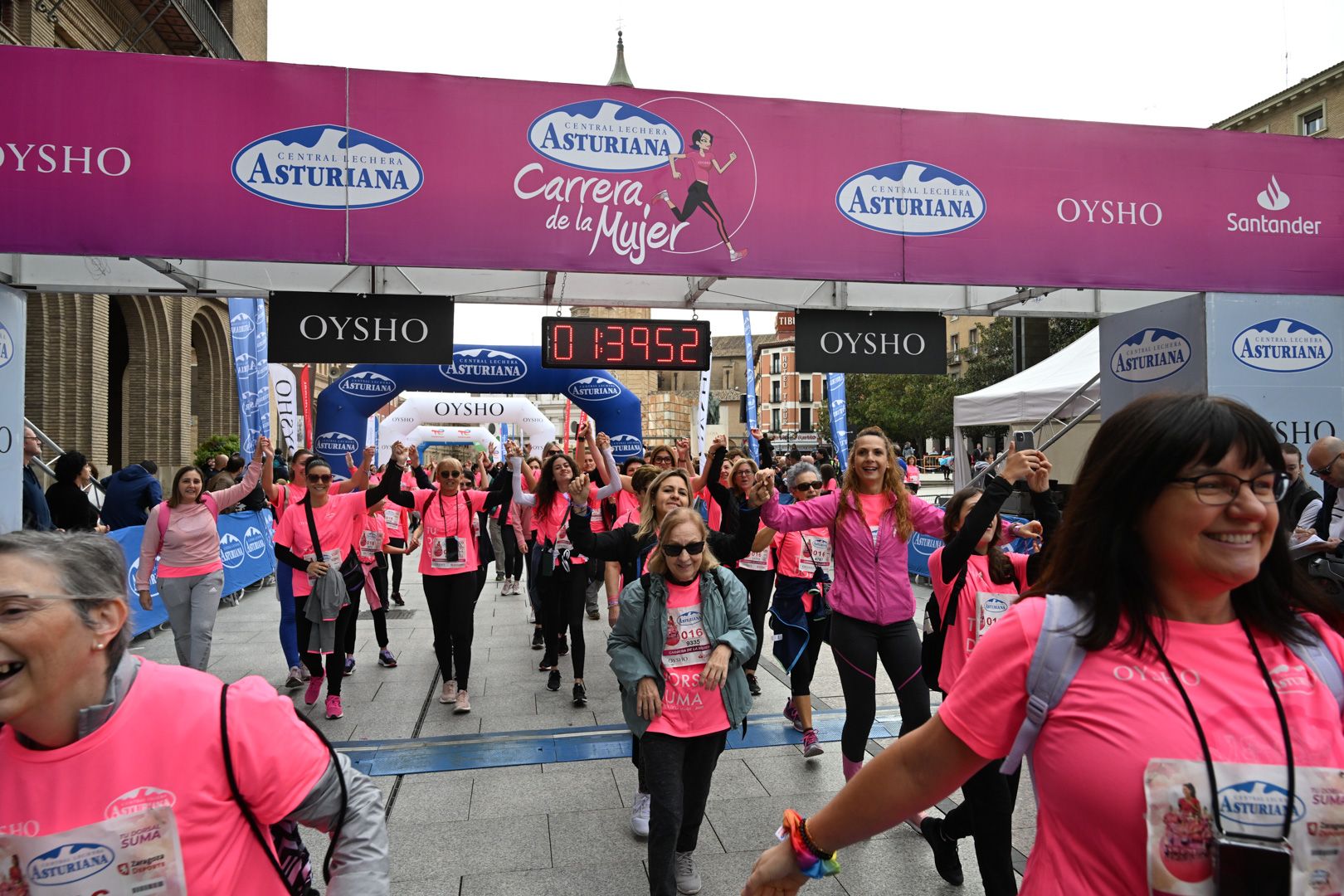 Todas las fotos de la Carrera de la Mujer de Zaragoza 2023. 9450