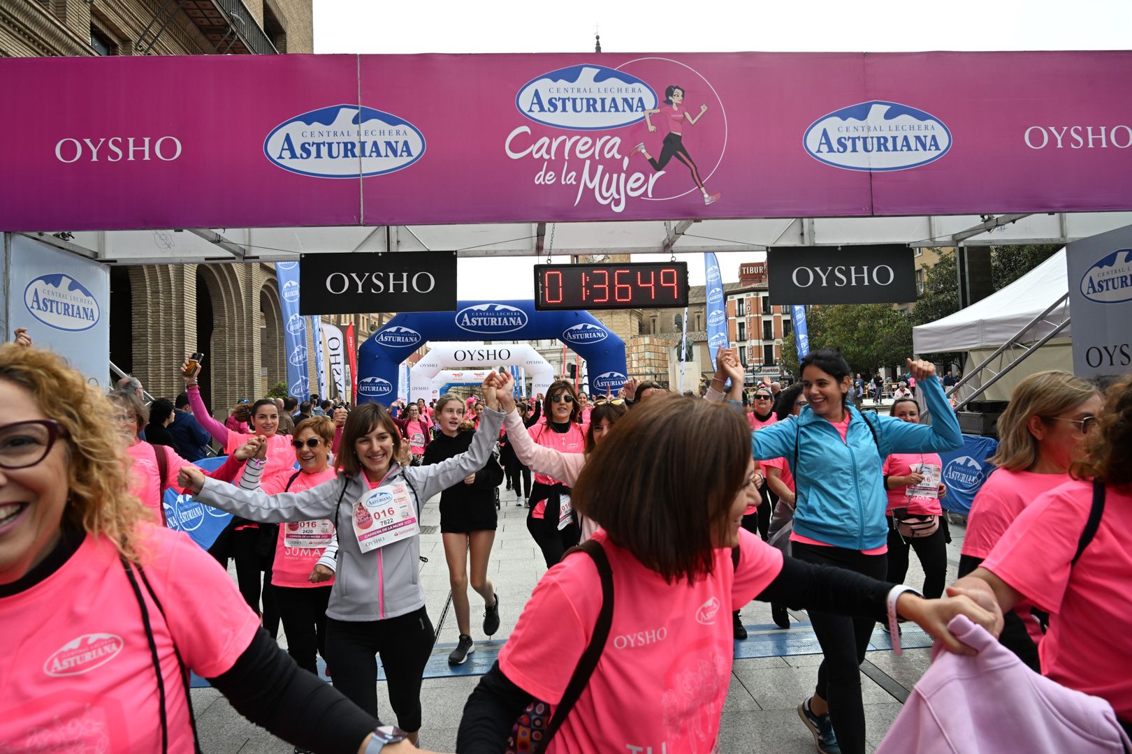 Todas las fotos de la Carrera de la Mujer de Zaragoza 2023. 9207