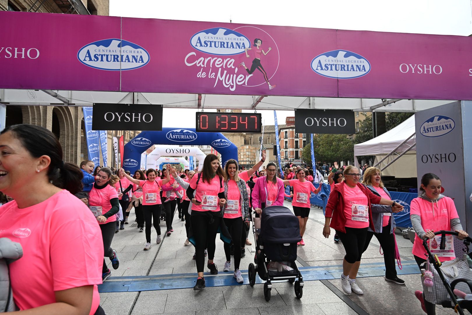 Todas las fotos de la Carrera de la Mujer de Zaragoza 2023. 8963