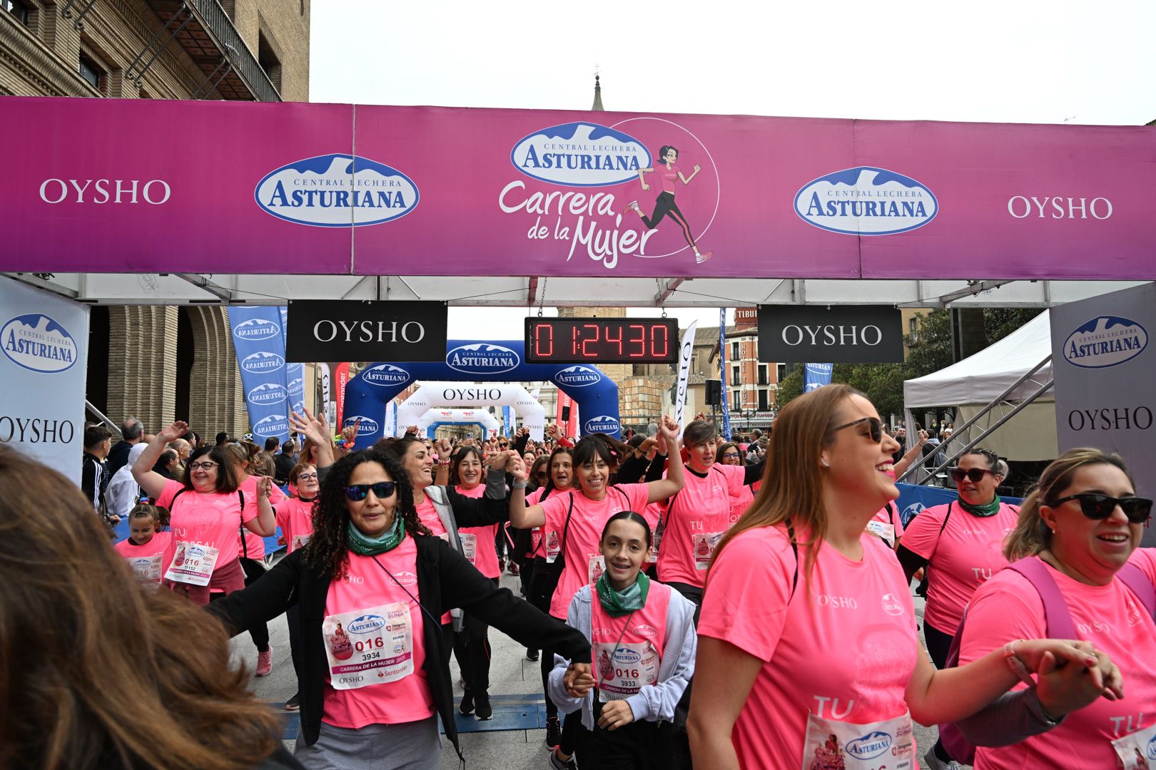 Todas las fotos de la Carrera de la Mujer de Zaragoza 2023. 8236