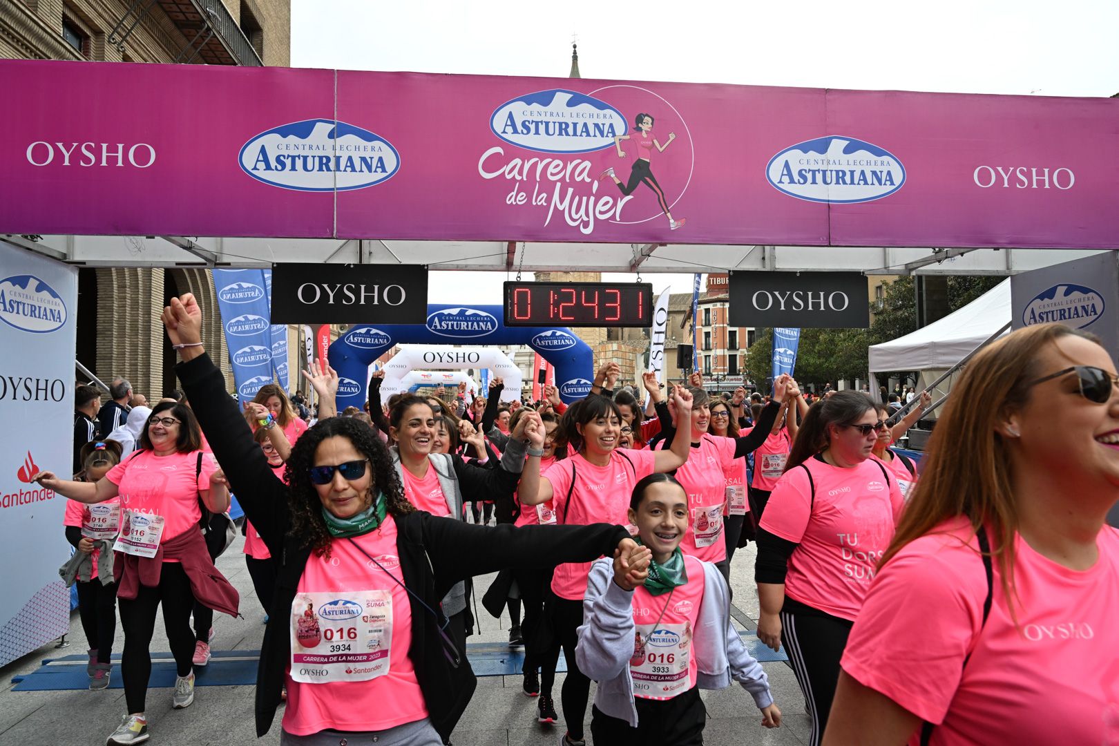 Todas las fotos de la Carrera de la Mujer de Zaragoza 2023. 8237