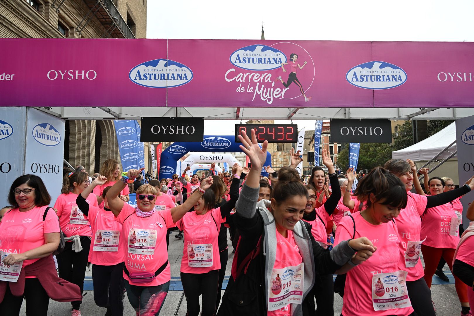 Todas las fotos de la Carrera de la Mujer de Zaragoza 2023. 8239
