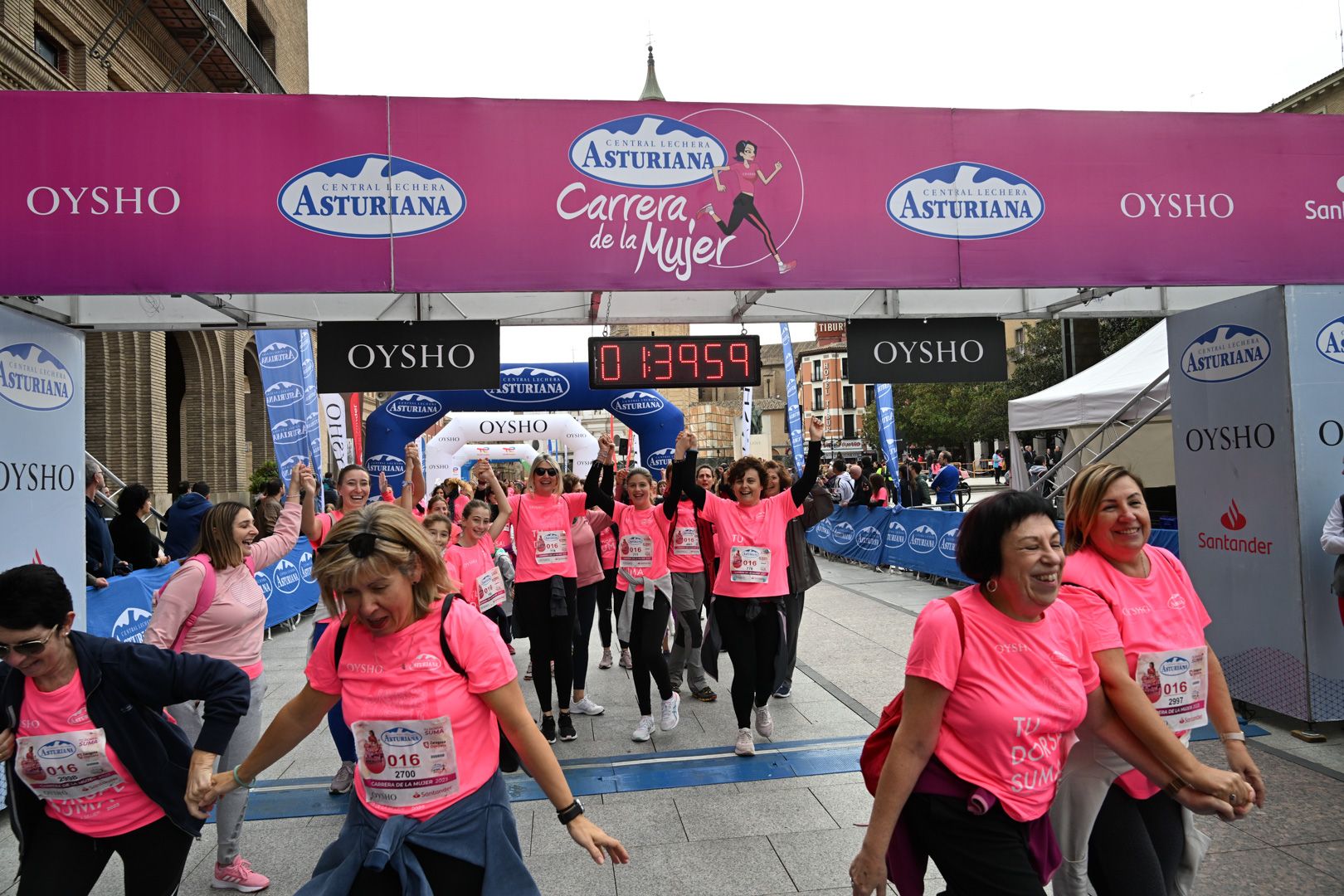 Todas las fotos de la Carrera de la Mujer de Zaragoza 2023. 9458