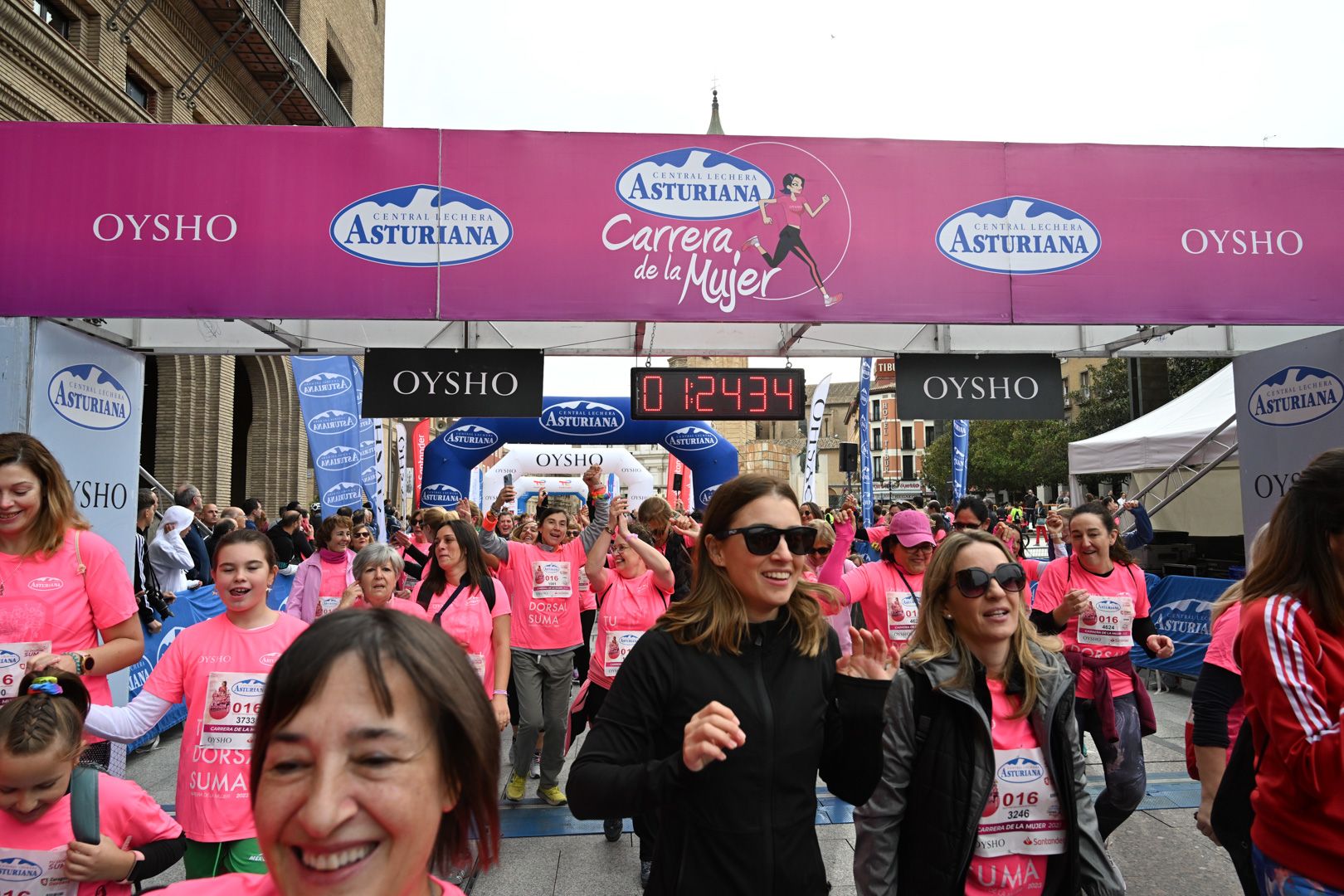 Todas las fotos de la Carrera de la Mujer de Zaragoza 2023. 8241