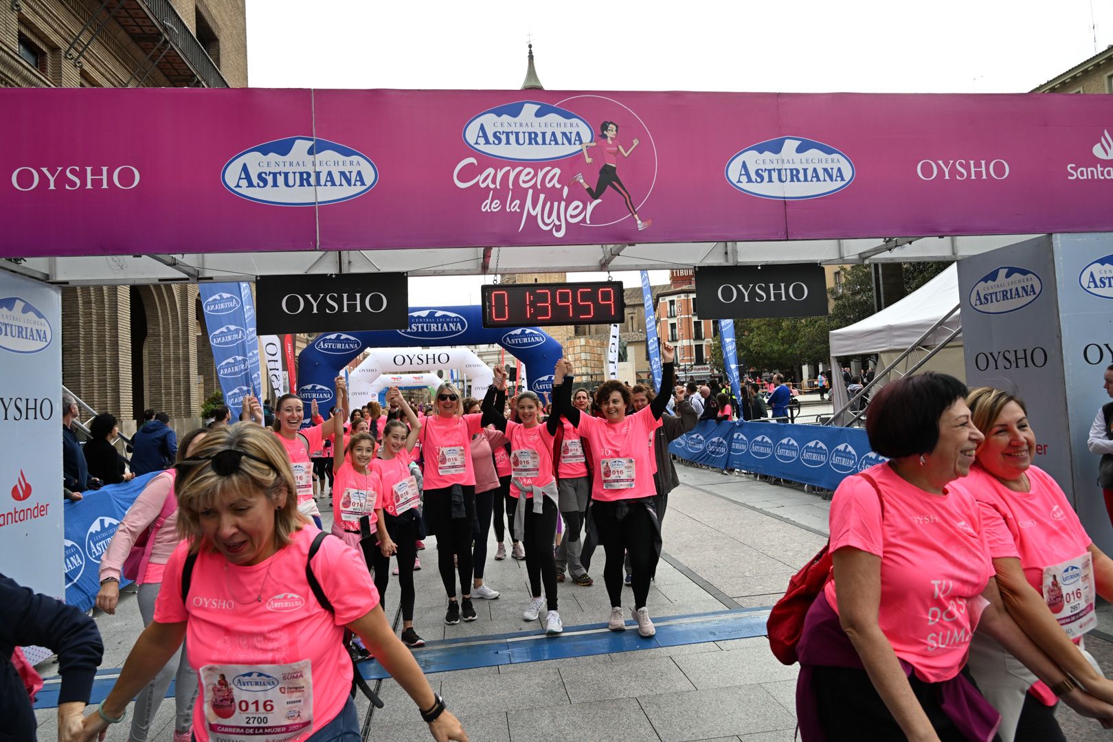 Todas las fotos de la Carrera de la Mujer de Zaragoza 2023. 9459