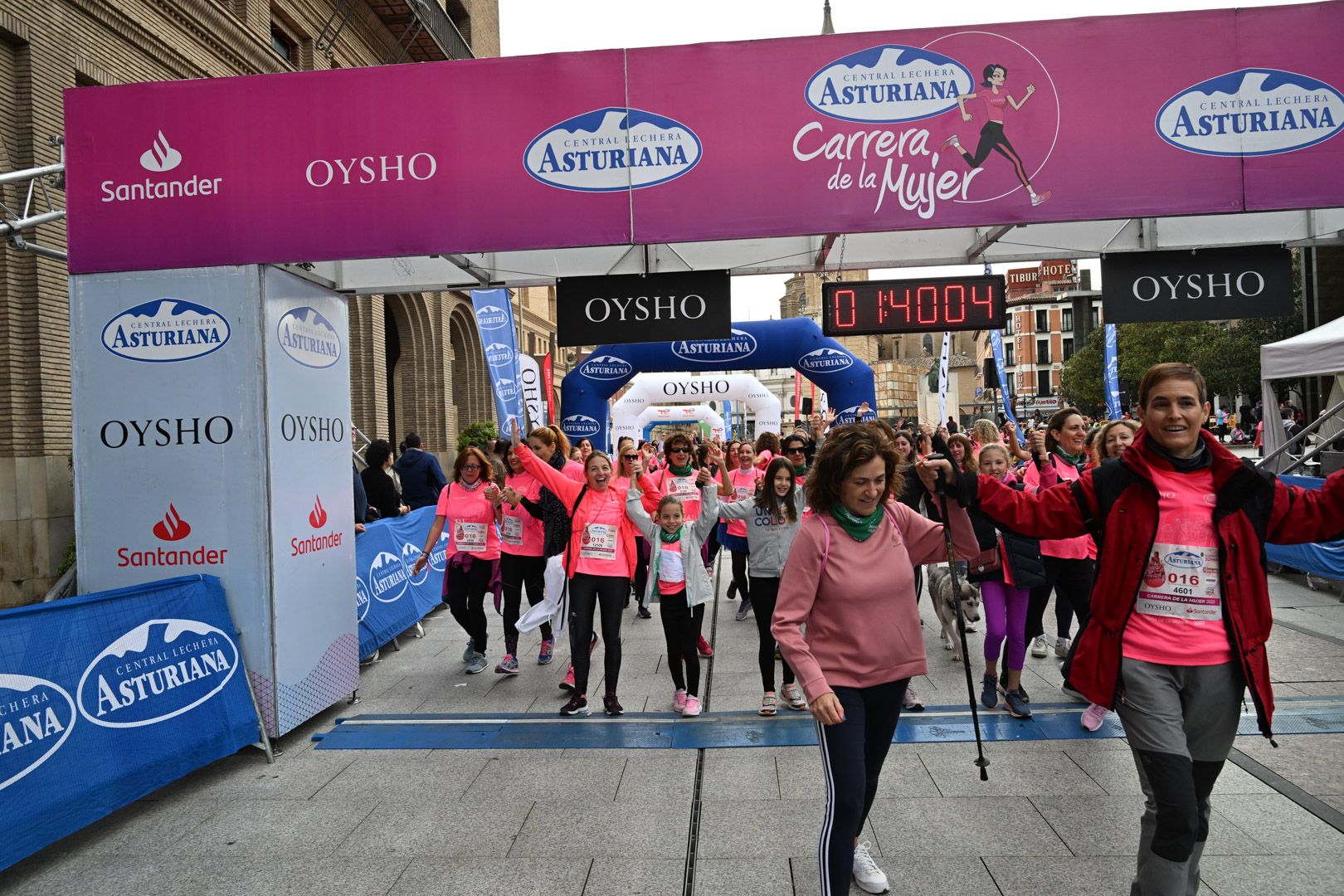 Todas las fotos de la Carrera de la Mujer de Zaragoza 2023. 9463