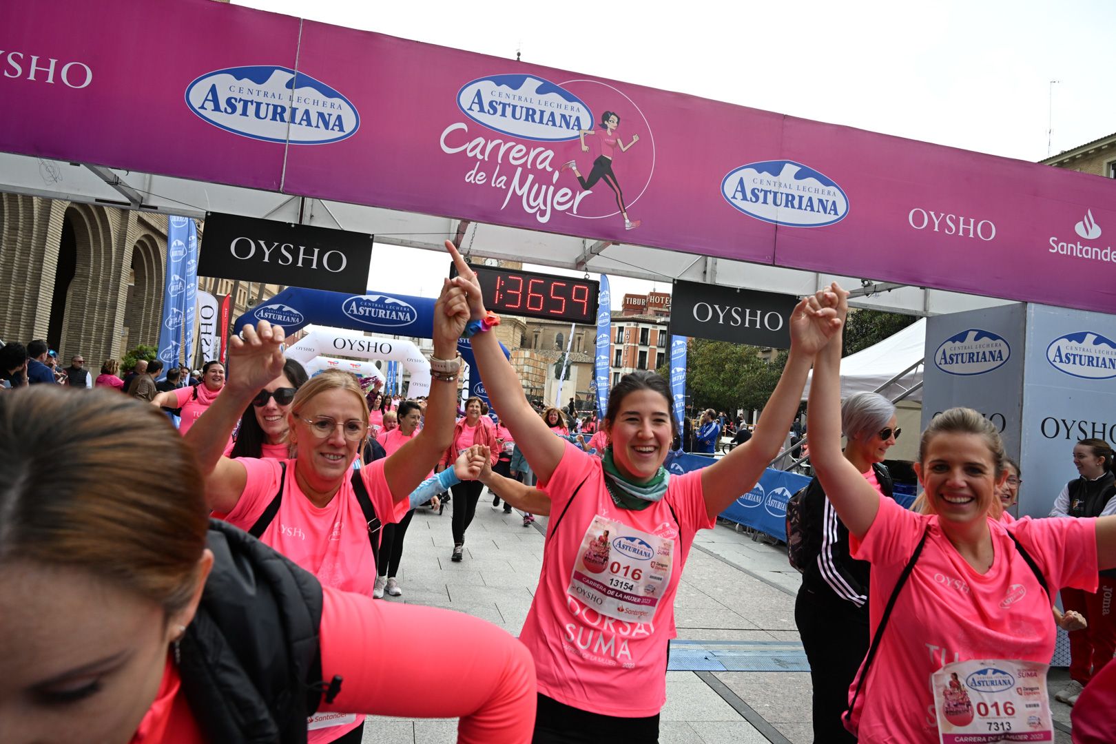 Todas las fotos de la Carrera de la Mujer de Zaragoza 2023. 9218