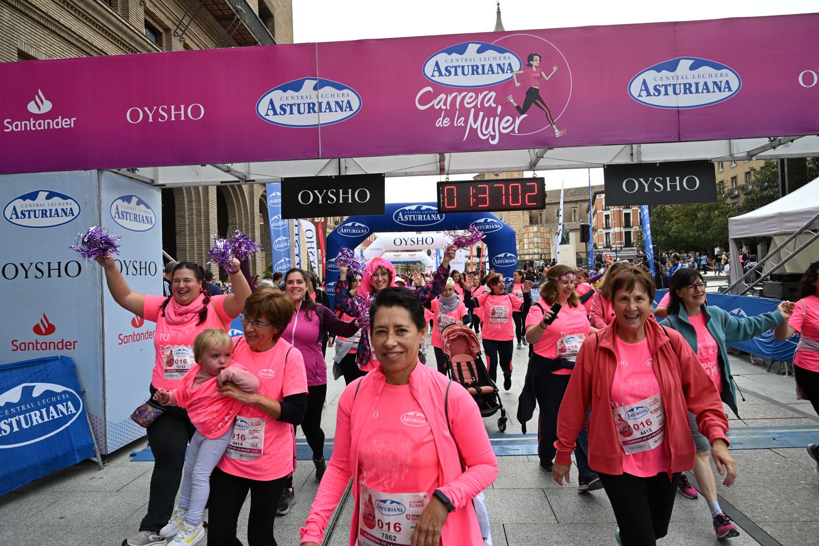 Todas las fotos de la Carrera de la Mujer de Zaragoza 2023. 9220