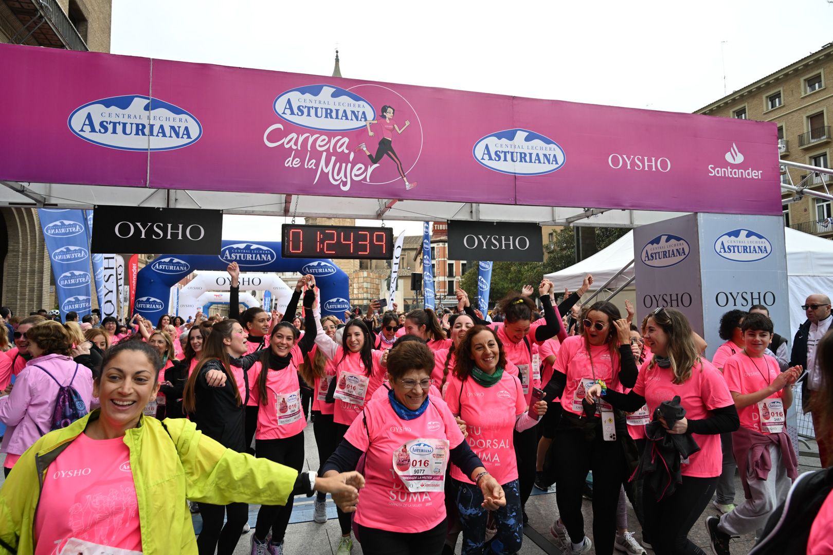 Todas las fotos de la Carrera de la Mujer de Zaragoza 2023. 8249