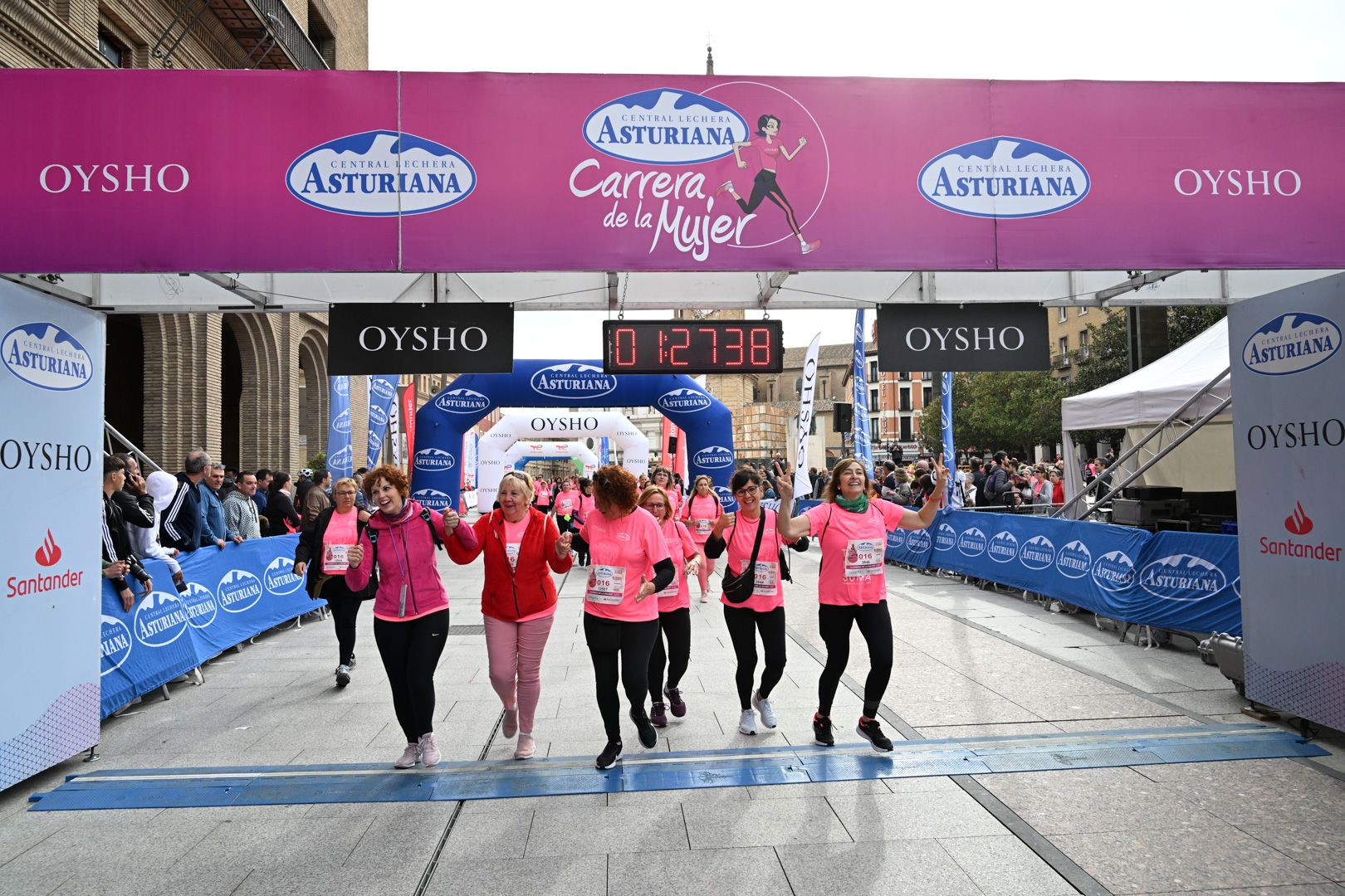 Todas las fotos de la Carrera de la Mujer de Zaragoza 2023. 8500