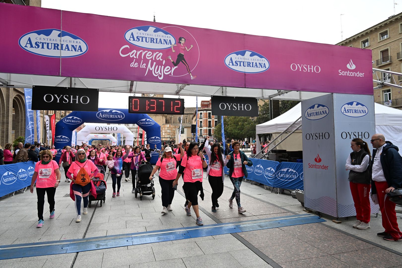 Todas las fotos de la Carrera de la Mujer de Zaragoza 2023. 9228