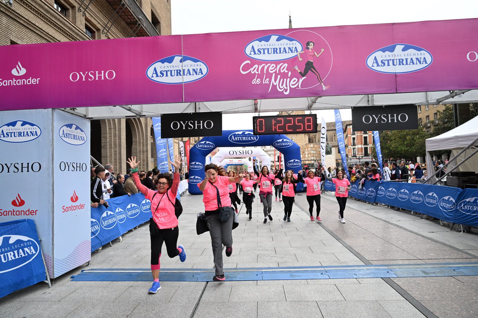 Todas las fotos de la Carrera de la Mujer de Zaragoza 2023. 8123