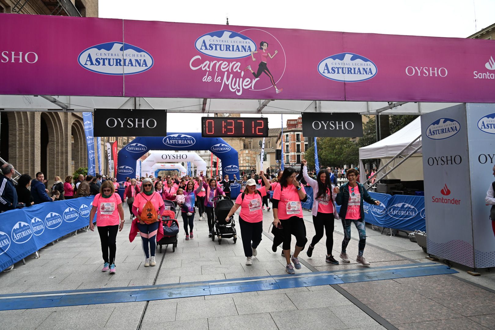 Todas las fotos de la Carrera de la Mujer de Zaragoza 2023. 9229