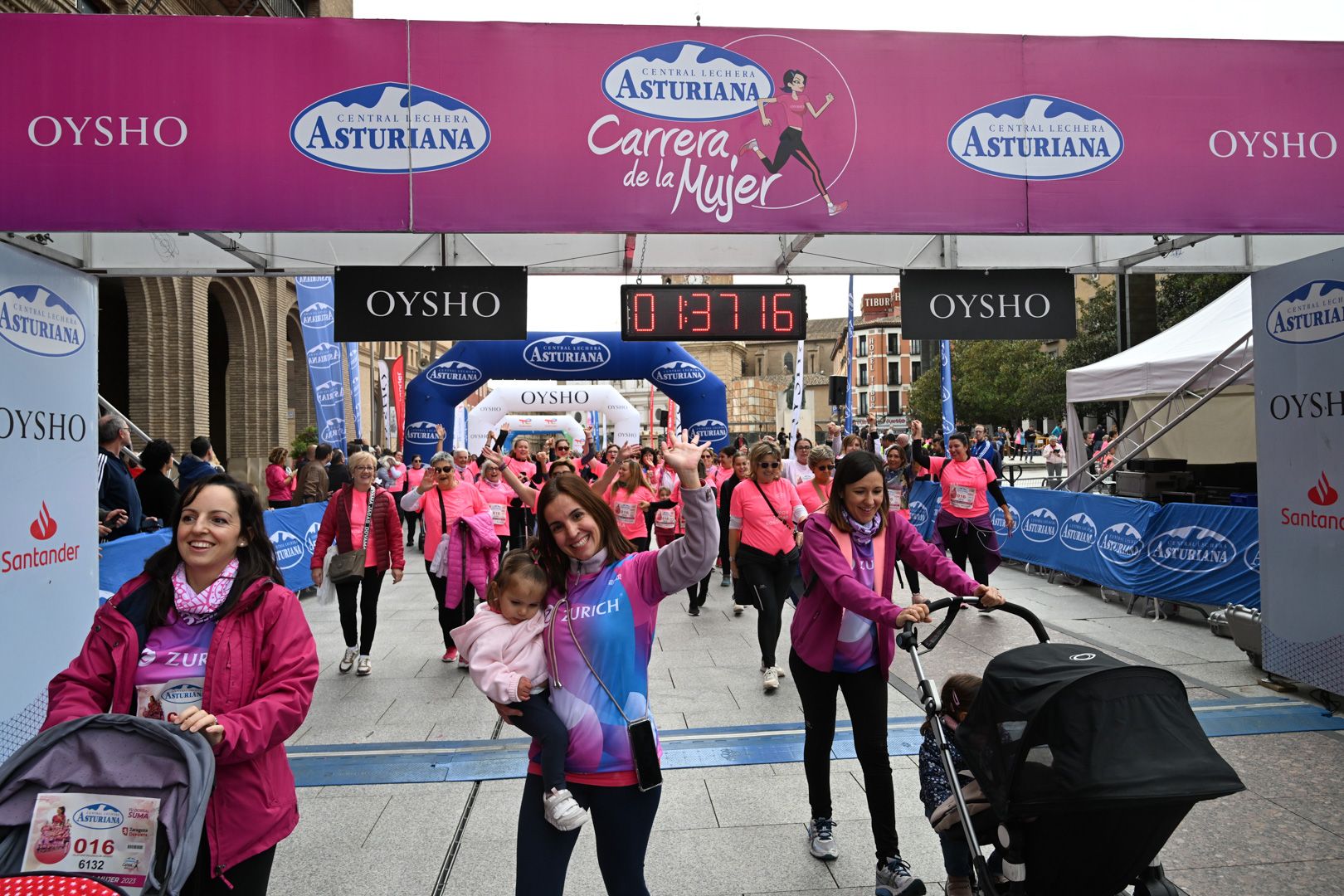 Todas las fotos de la Carrera de la Mujer de Zaragoza 2023. 9234