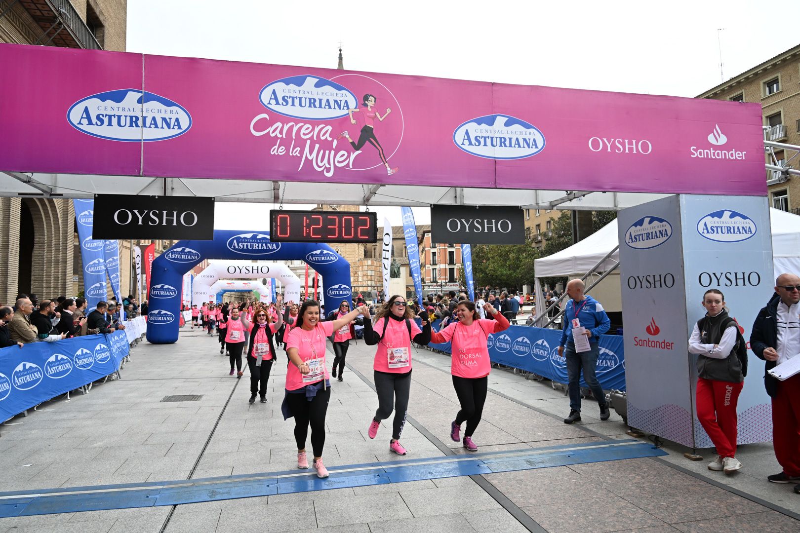 Todas las fotos de la Carrera de la Mujer de Zaragoza 2023. 8129