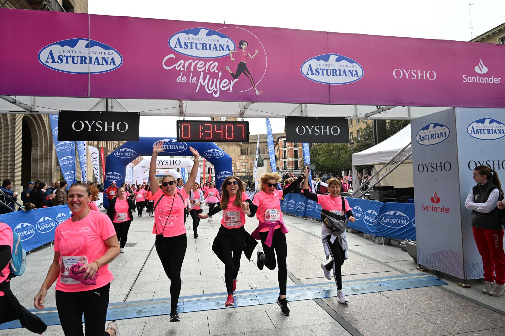 Todas las fotos de la Carrera de la Mujer de Zaragoza 2023. 8990