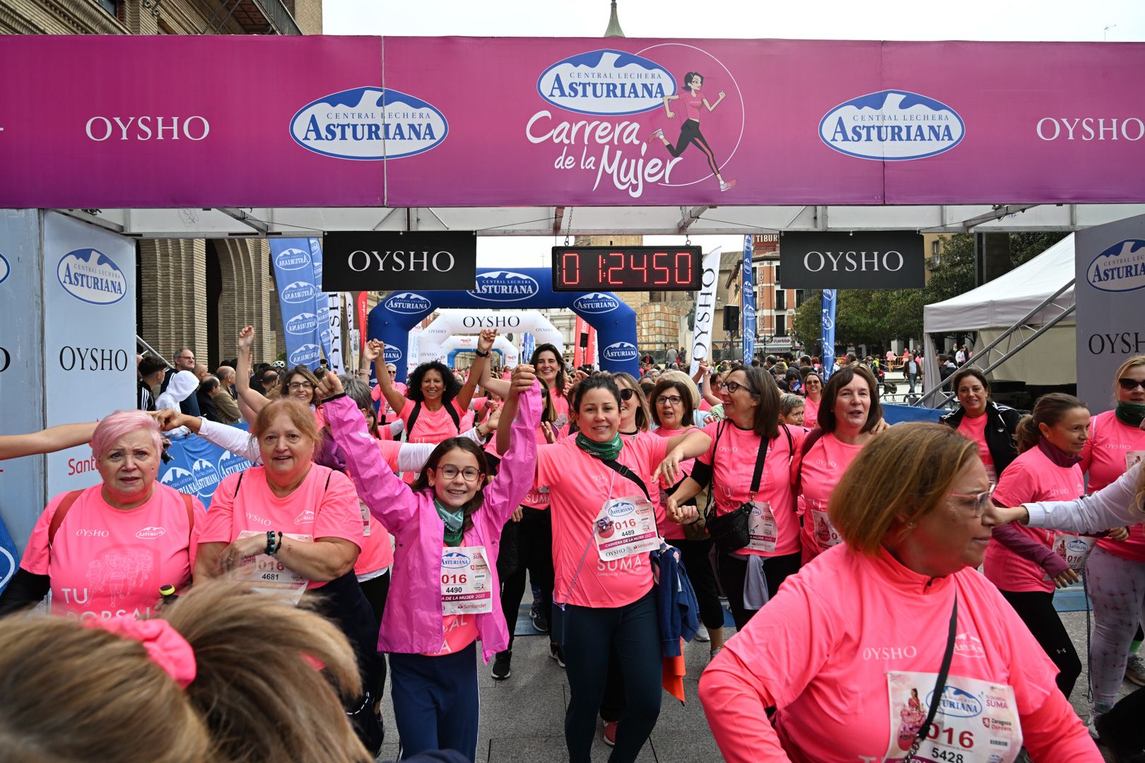 Todas las fotos de la Carrera de la Mujer de Zaragoza 2023. 8264