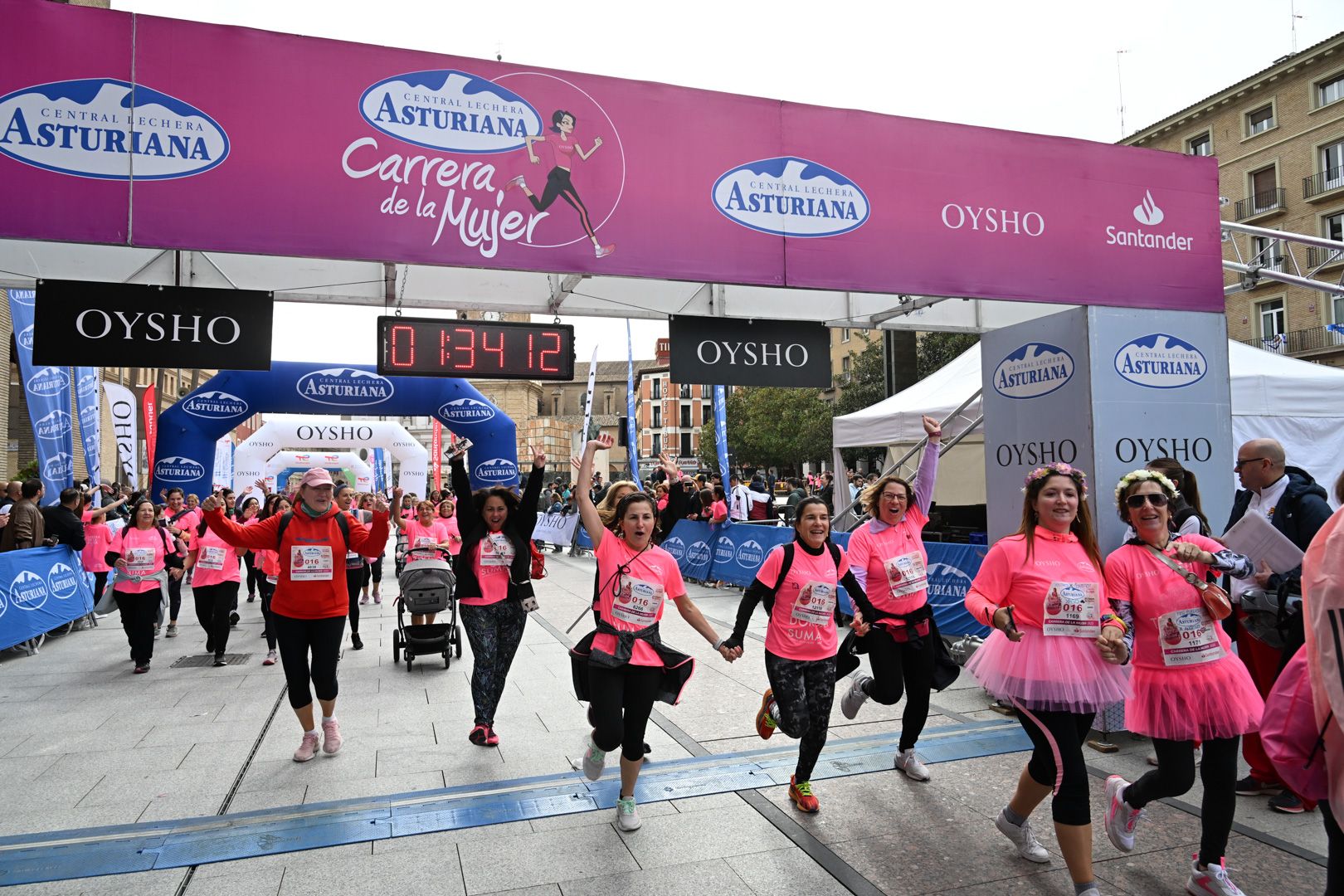 Todas las fotos de la Carrera de la Mujer de Zaragoza 2023. 8994