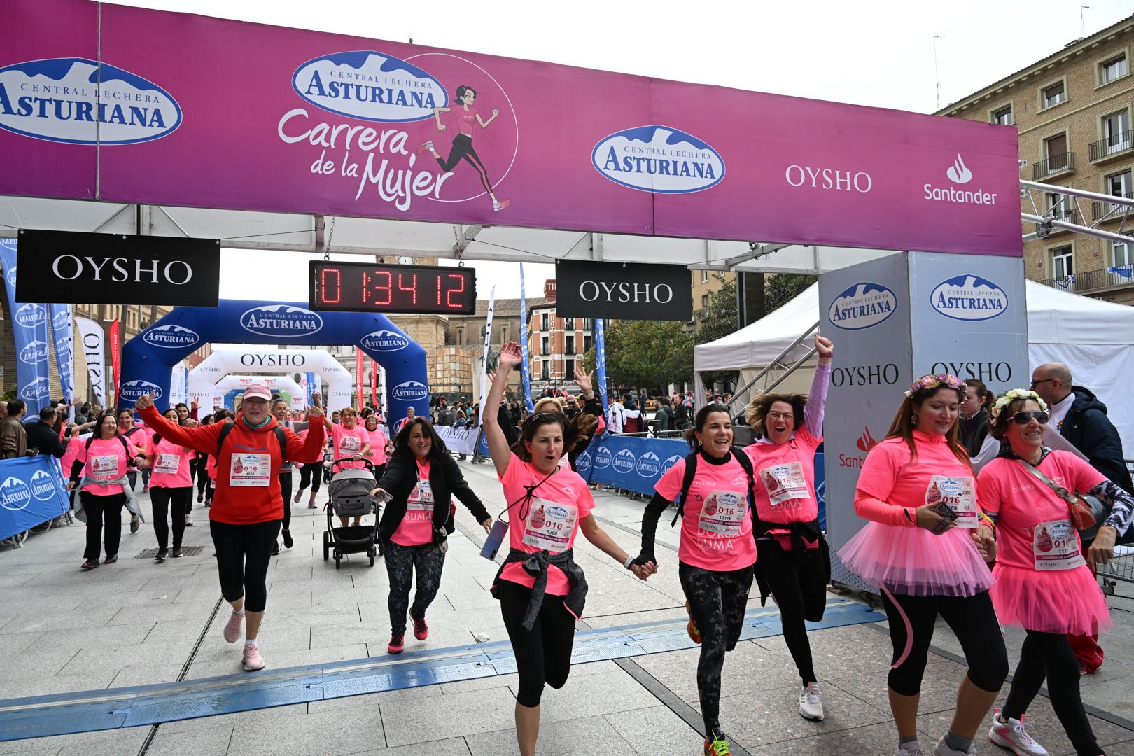 Todas las fotos de la Carrera de la Mujer de Zaragoza 2023. 8995