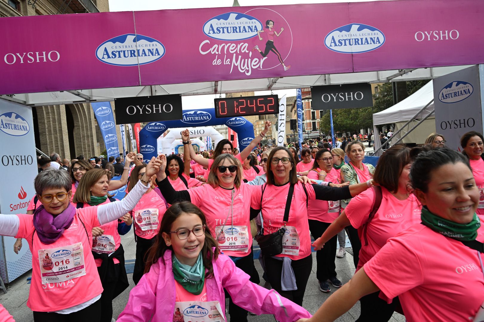 Todas las fotos de la Carrera de la Mujer de Zaragoza 2023. 8267