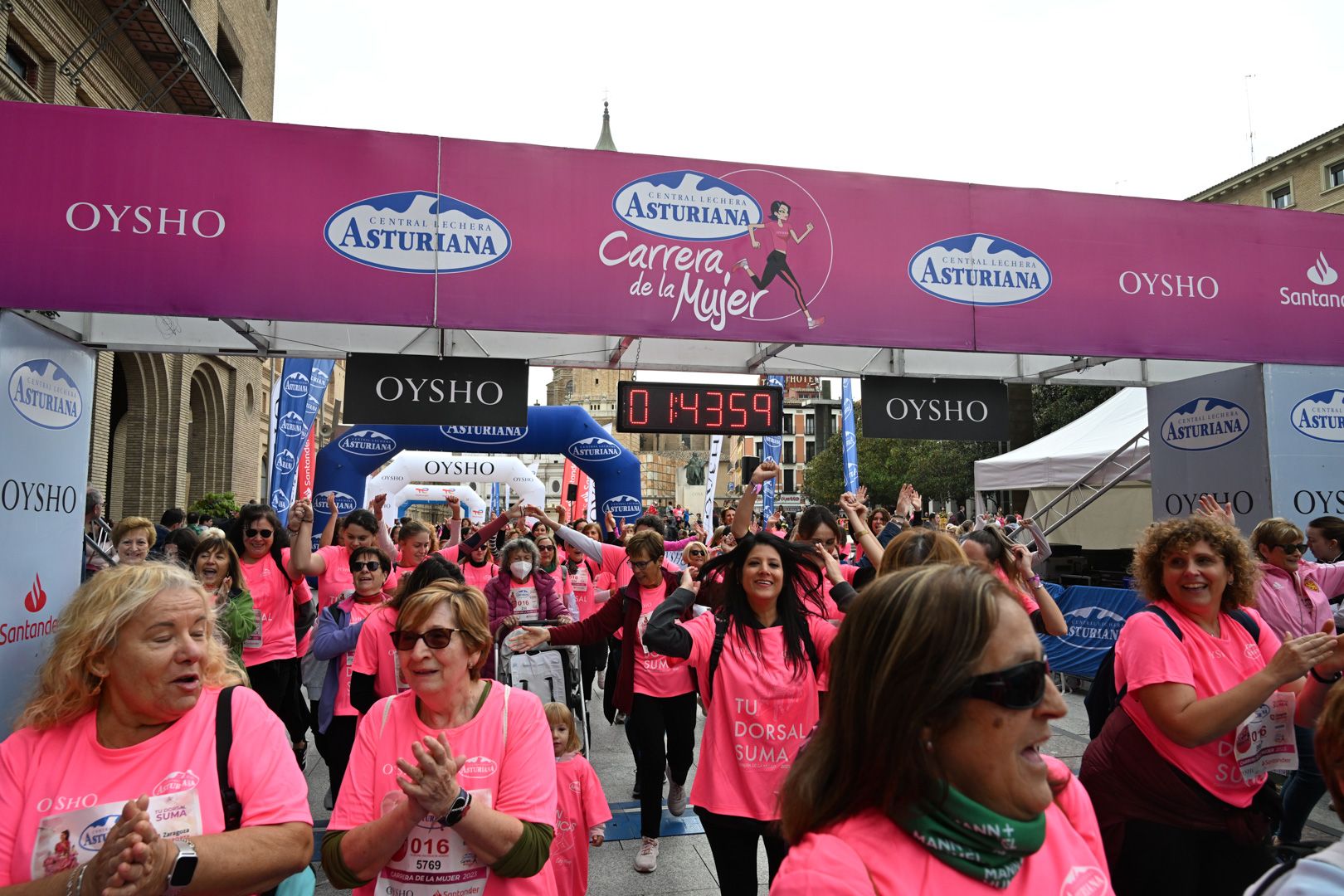 Todas las fotos de la Carrera de la Mujer de Zaragoza 2023. 9723