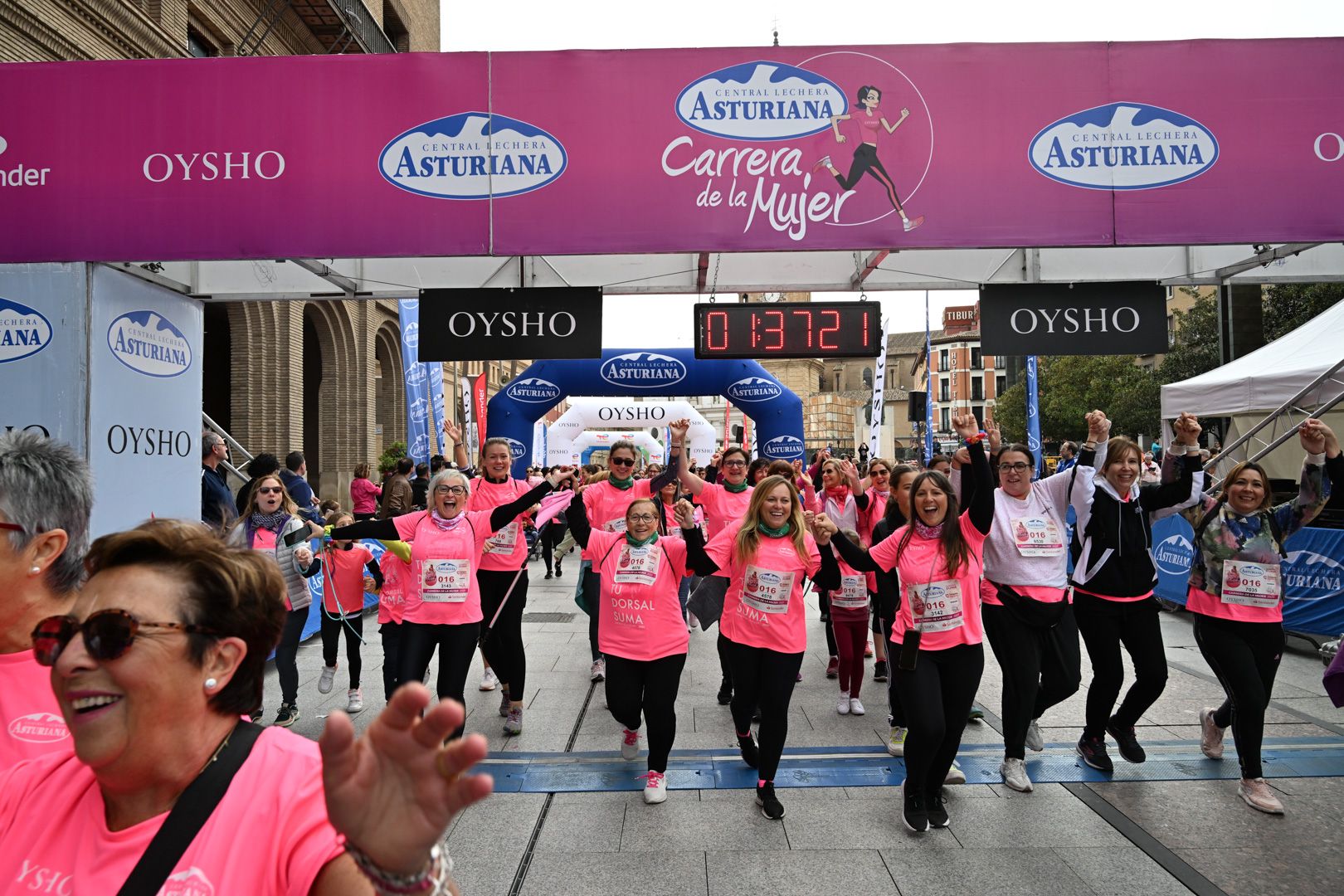 Todas las fotos de la Carrera de la Mujer de Zaragoza 2023. 9242