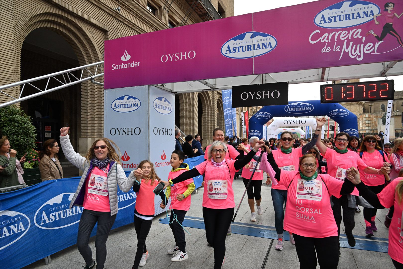 Todas las fotos de la Carrera de la Mujer de Zaragoza 2023. 9244