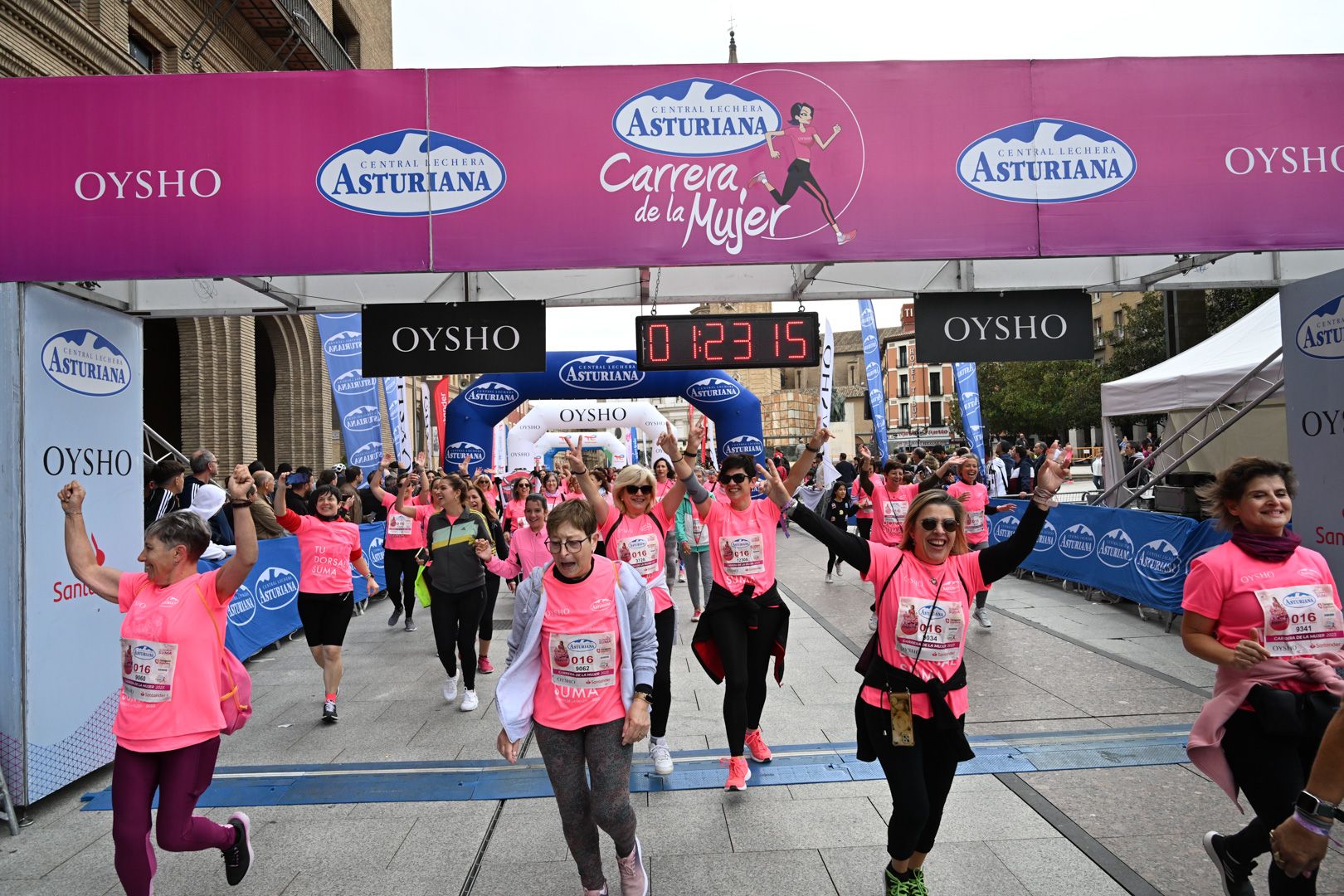 Todas las fotos de la Carrera de la Mujer de Zaragoza 2023. 8139