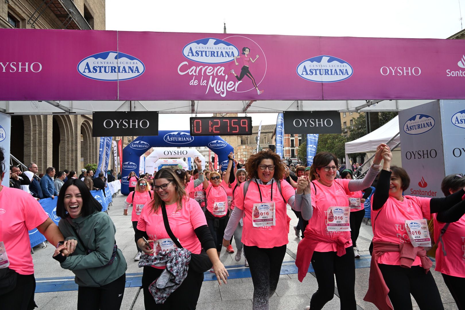Todas las fotos de la Carrera de la Mujer de Zaragoza 2023. 8519