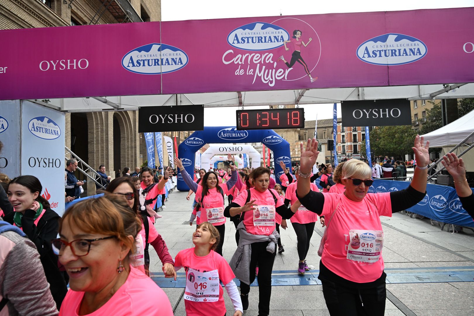 Todas las fotos de la Carrera de la Mujer de Zaragoza 2023. 9003
