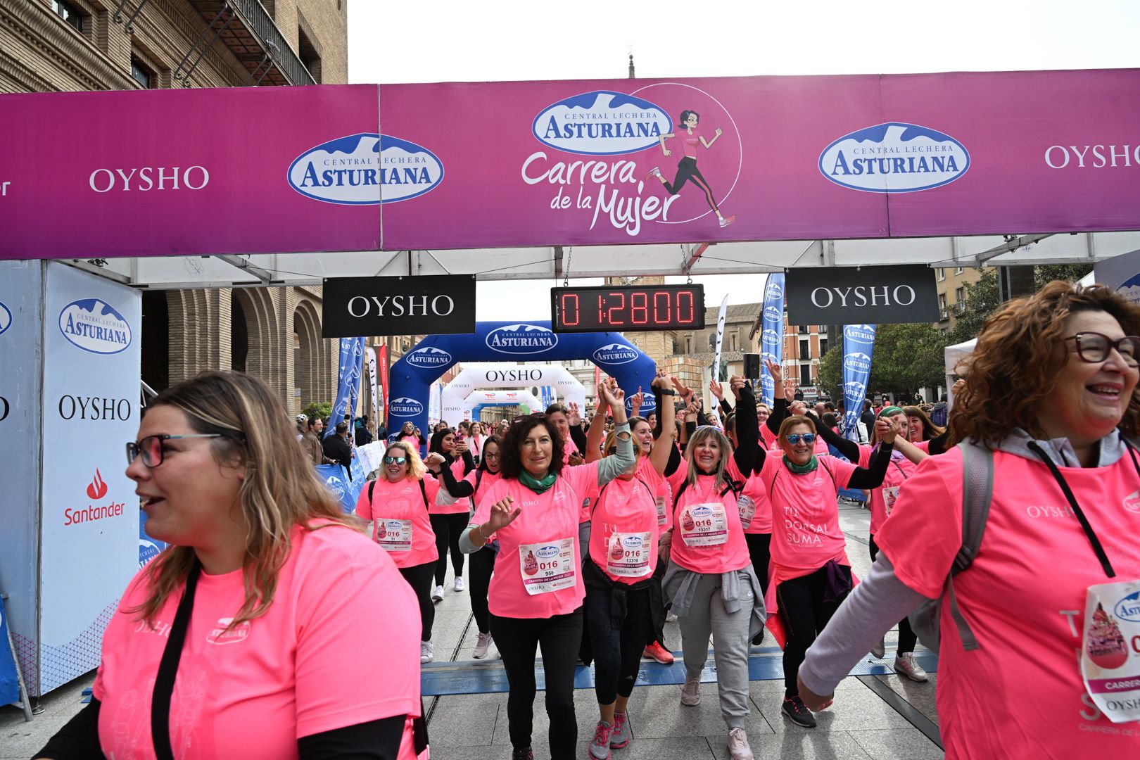 Todas las fotos de la Carrera de la Mujer de Zaragoza 2023. 8521