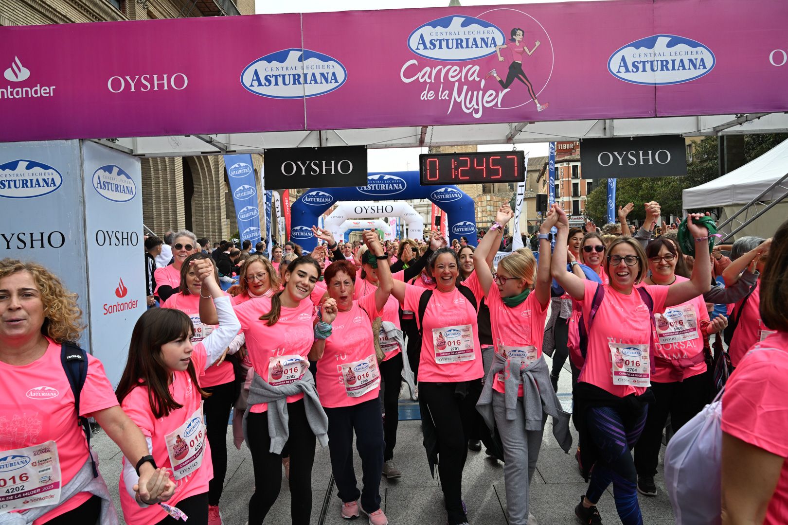 Todas las fotos de la Carrera de la Mujer de Zaragoza 2023. 8276