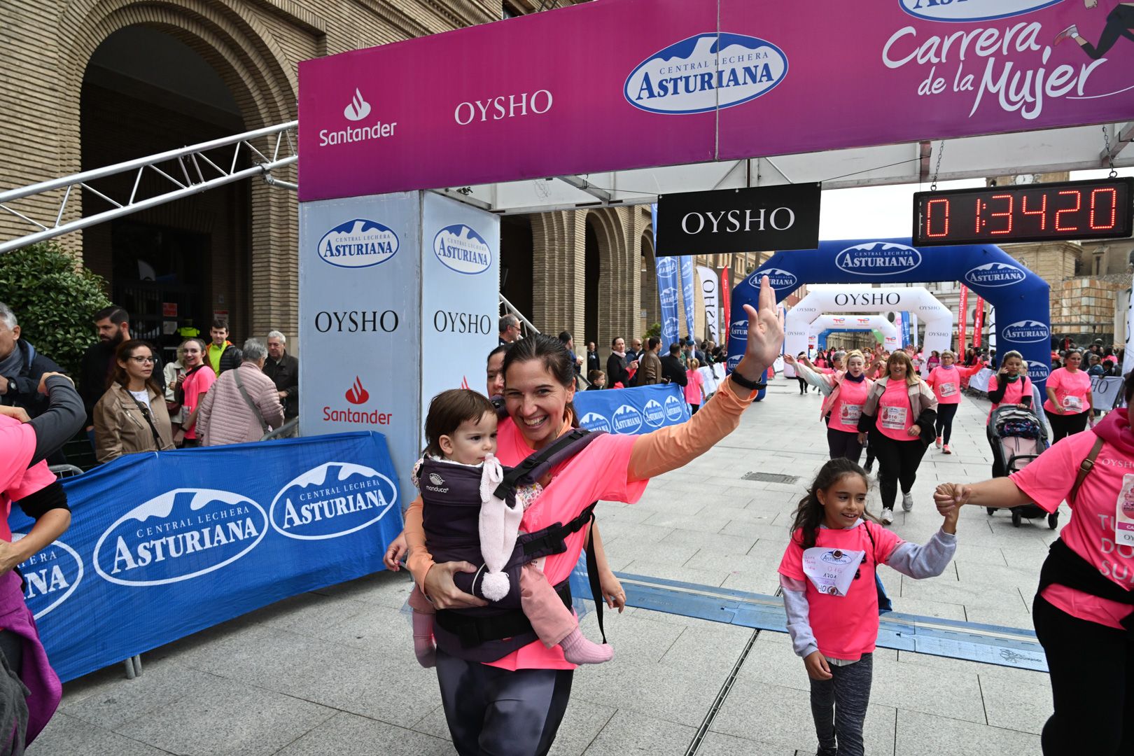 Todas las fotos de la Carrera de la Mujer de Zaragoza 2023. 9005