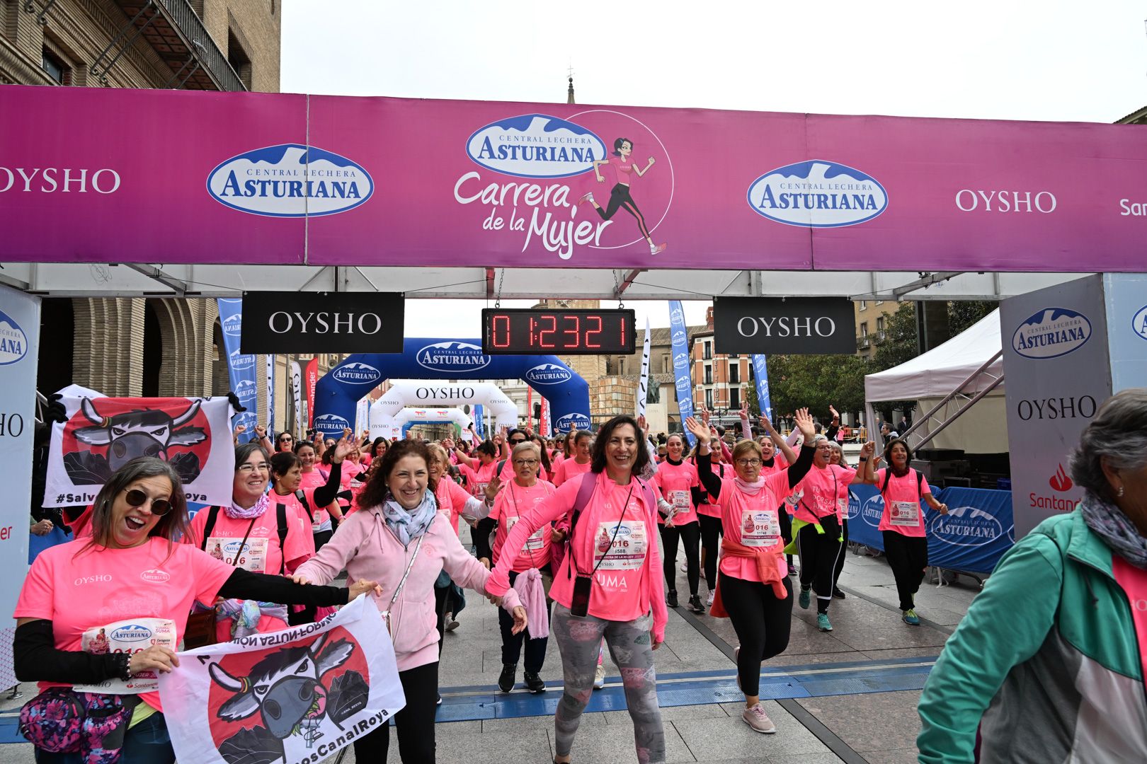 Todas las fotos de la Carrera de la Mujer de Zaragoza 2023. 8146