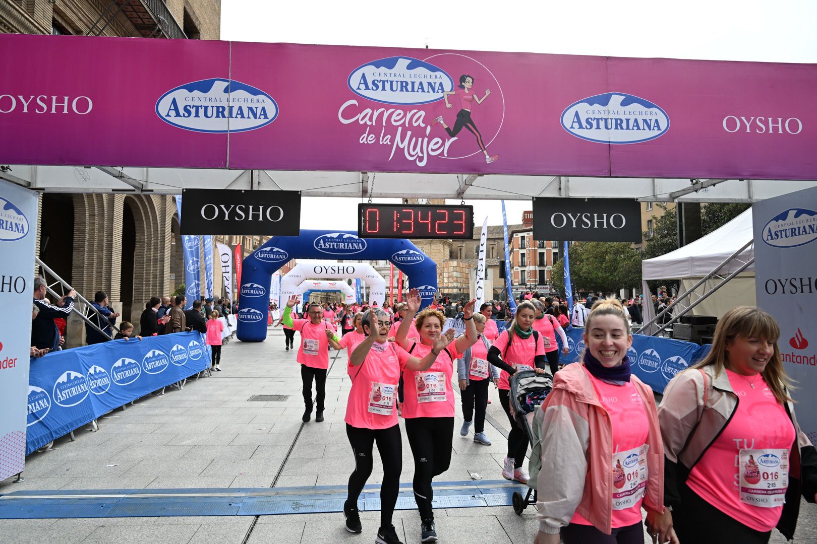 Todas las fotos de la Carrera de la Mujer de Zaragoza 2023. 9011