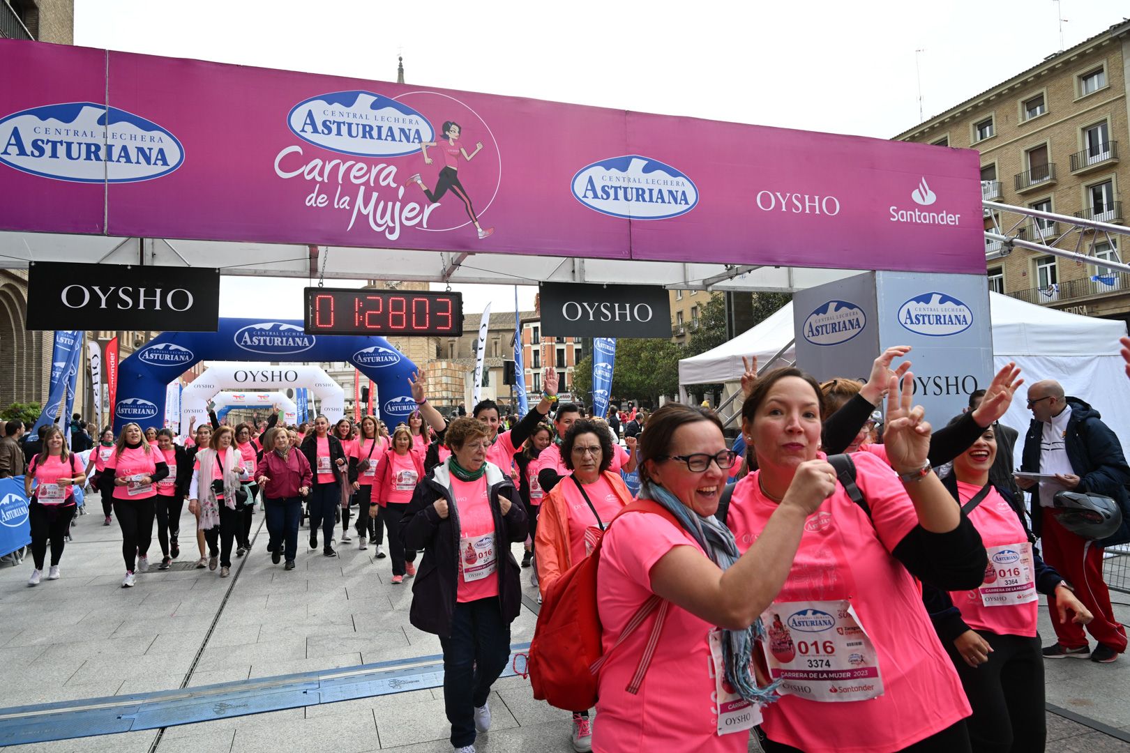Todas las fotos de la Carrera de la Mujer de Zaragoza 2023. 8529