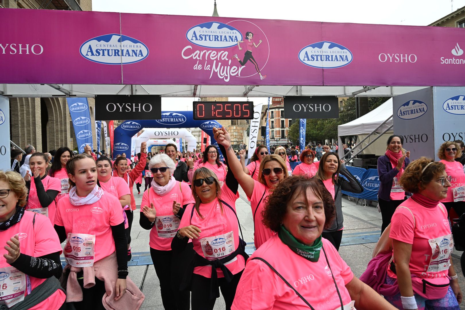 Todas las fotos de la Carrera de la Mujer de Zaragoza 2023. 8284