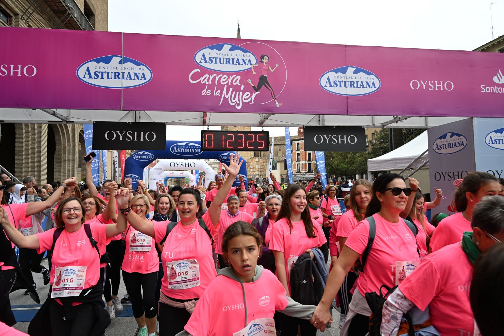 Todas las fotos de la Carrera de la Mujer de Zaragoza 2023. 8153