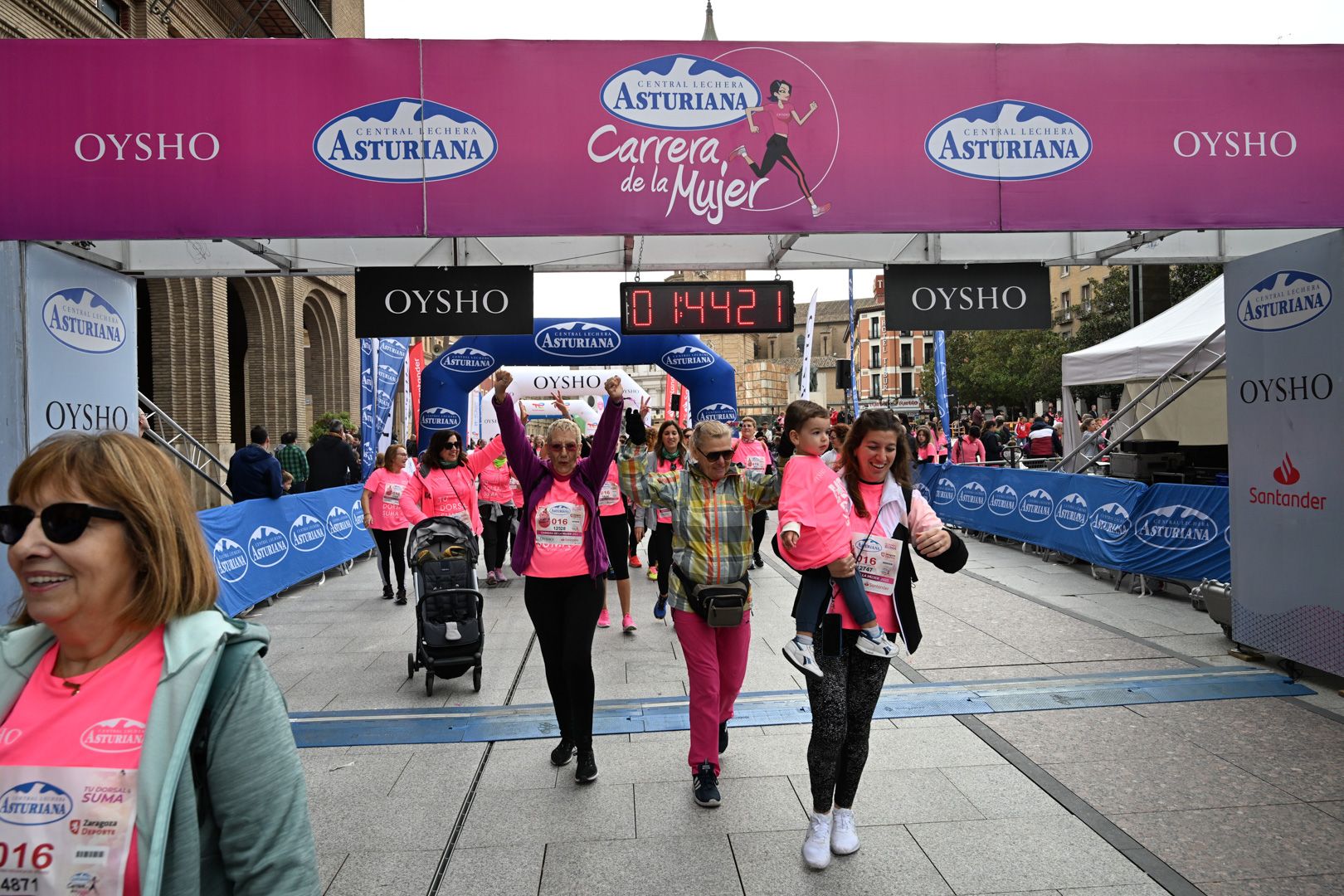Todas las fotos de la Carrera de la Mujer de Zaragoza 2023. 9741