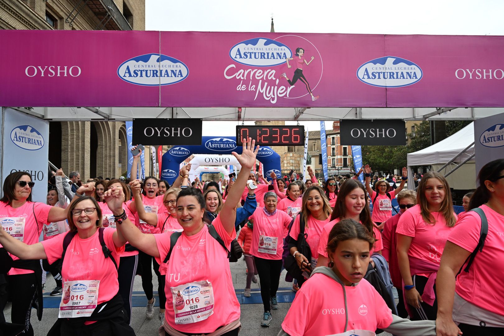 Todas las fotos de la Carrera de la Mujer de Zaragoza 2023. 8154