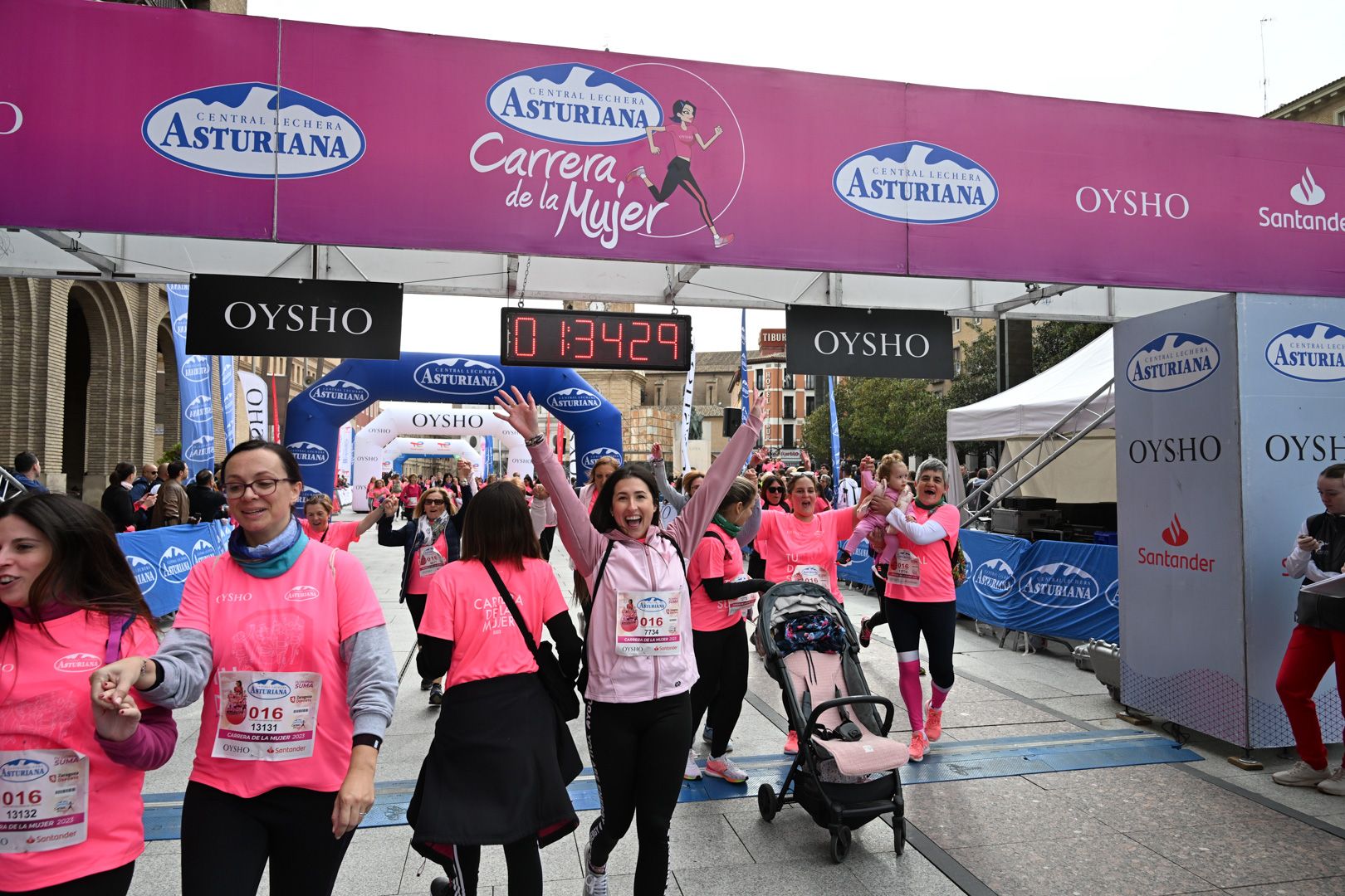 Todas las fotos de la Carrera de la Mujer de Zaragoza 2023. 9016