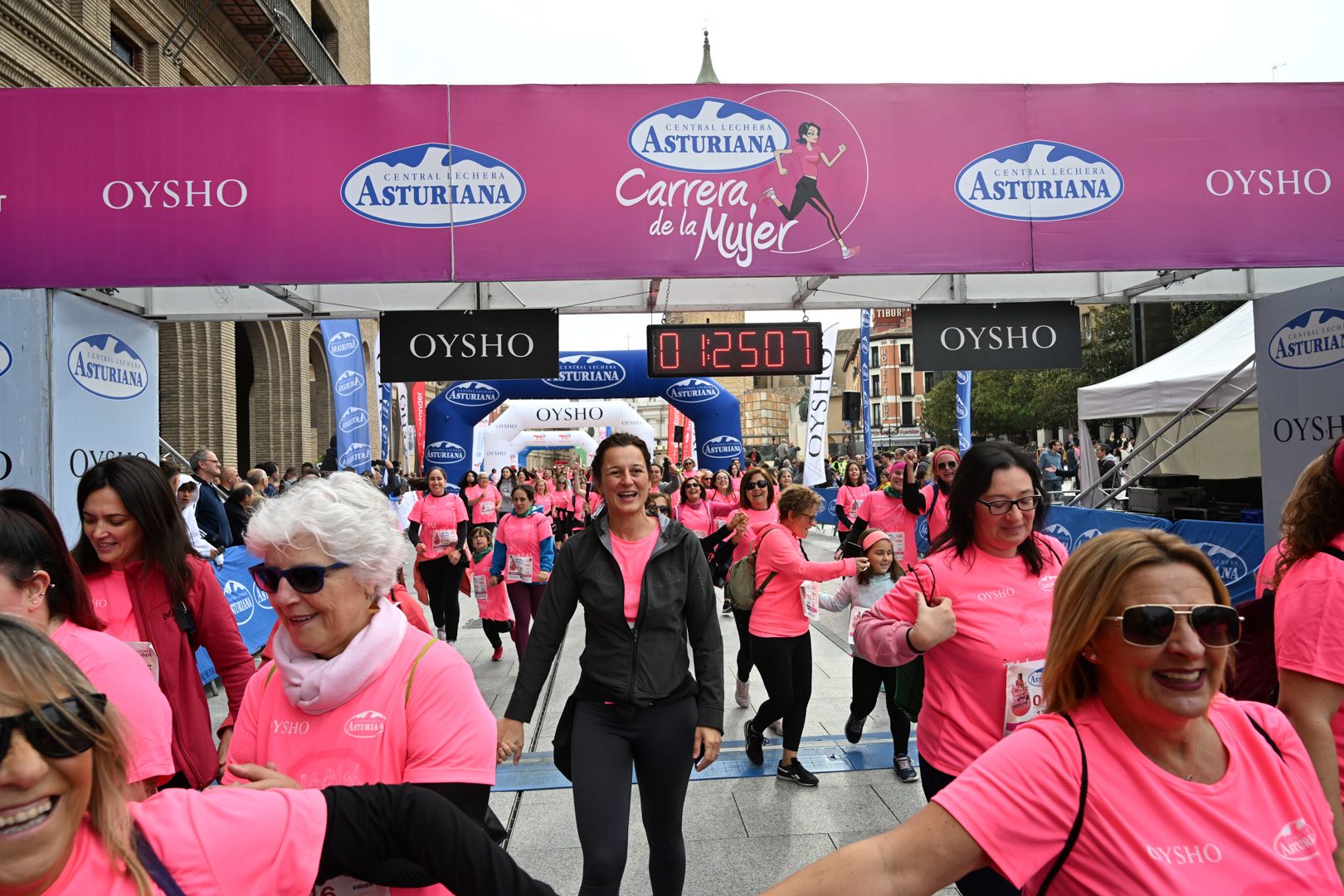 Todas las fotos de la Carrera de la Mujer de Zaragoza 2023. 8289