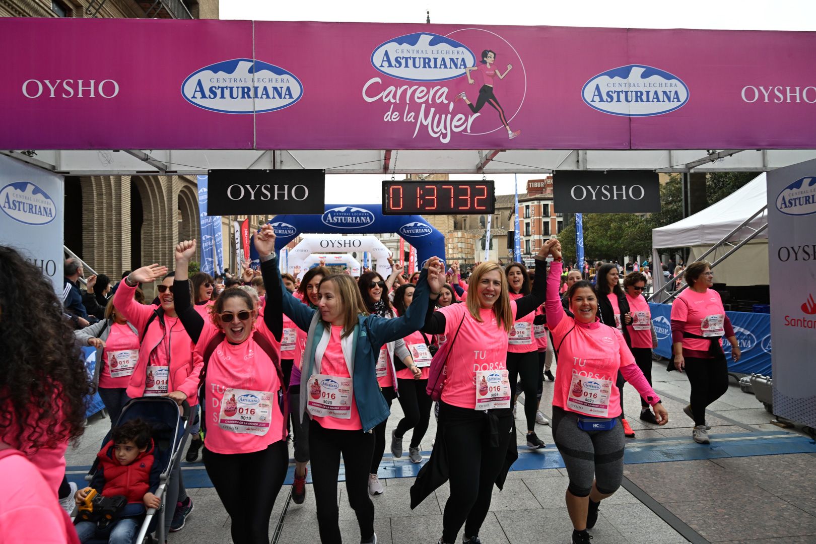 Todas las fotos de la Carrera de la Mujer de Zaragoza 2023. 9263