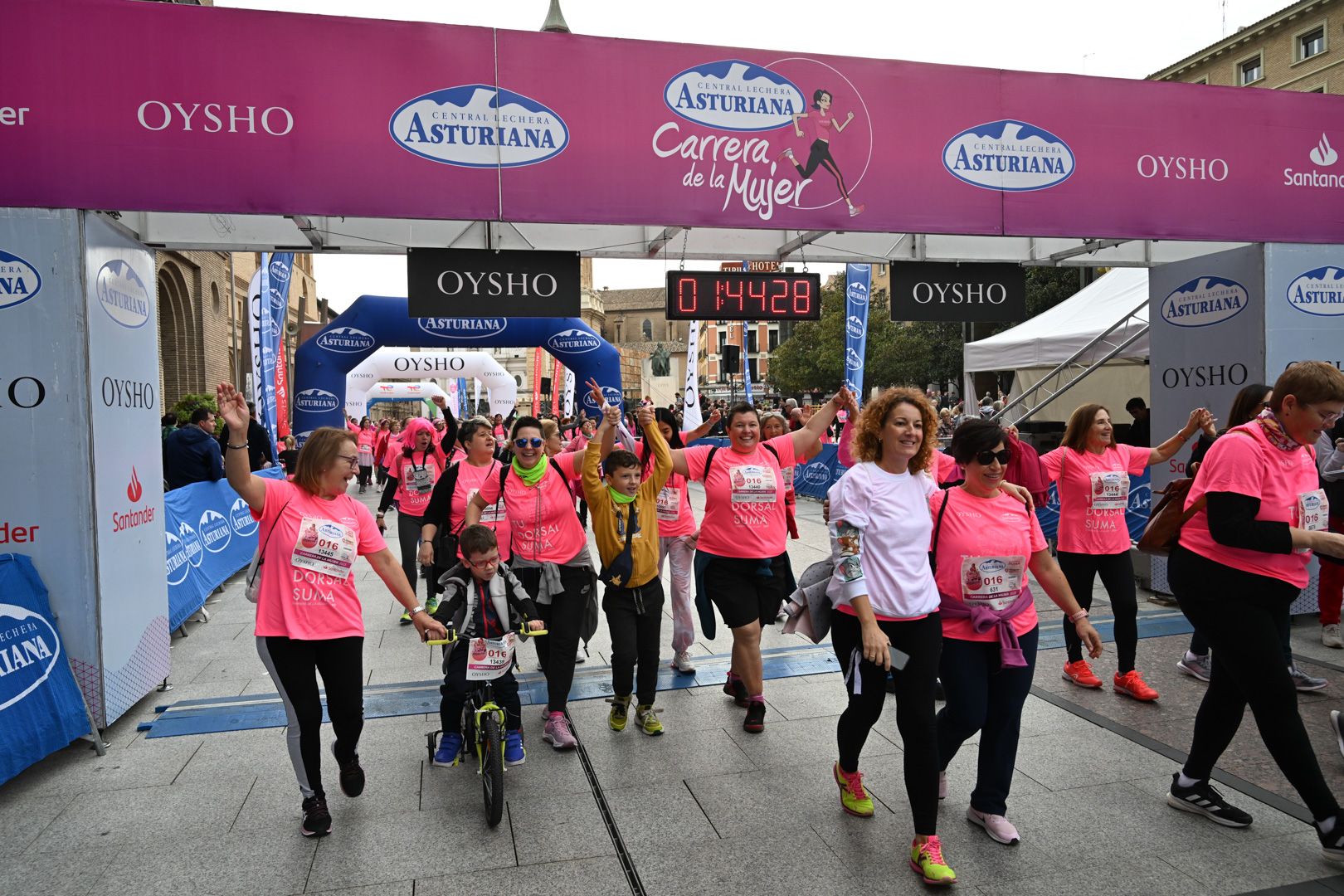 Todas las fotos de la Carrera de la Mujer de Zaragoza 2023. 9745
