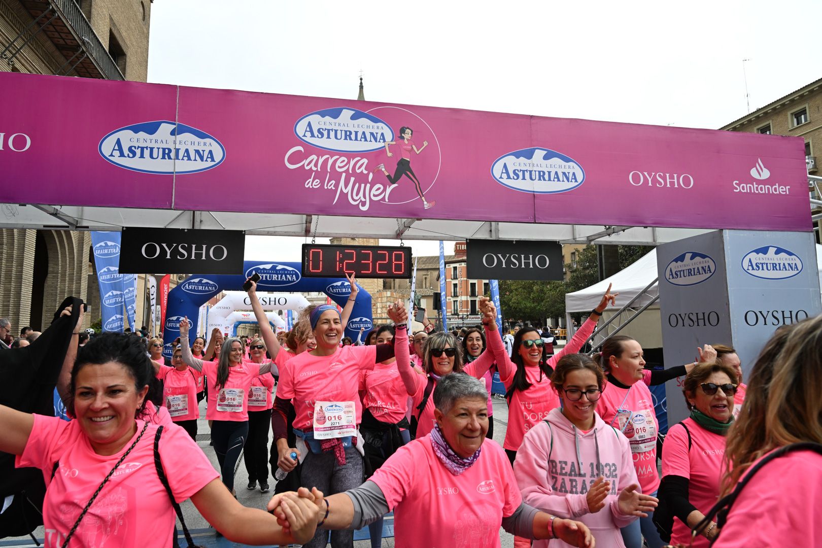 Todas las fotos de la Carrera de la Mujer de Zaragoza 2023. 8159