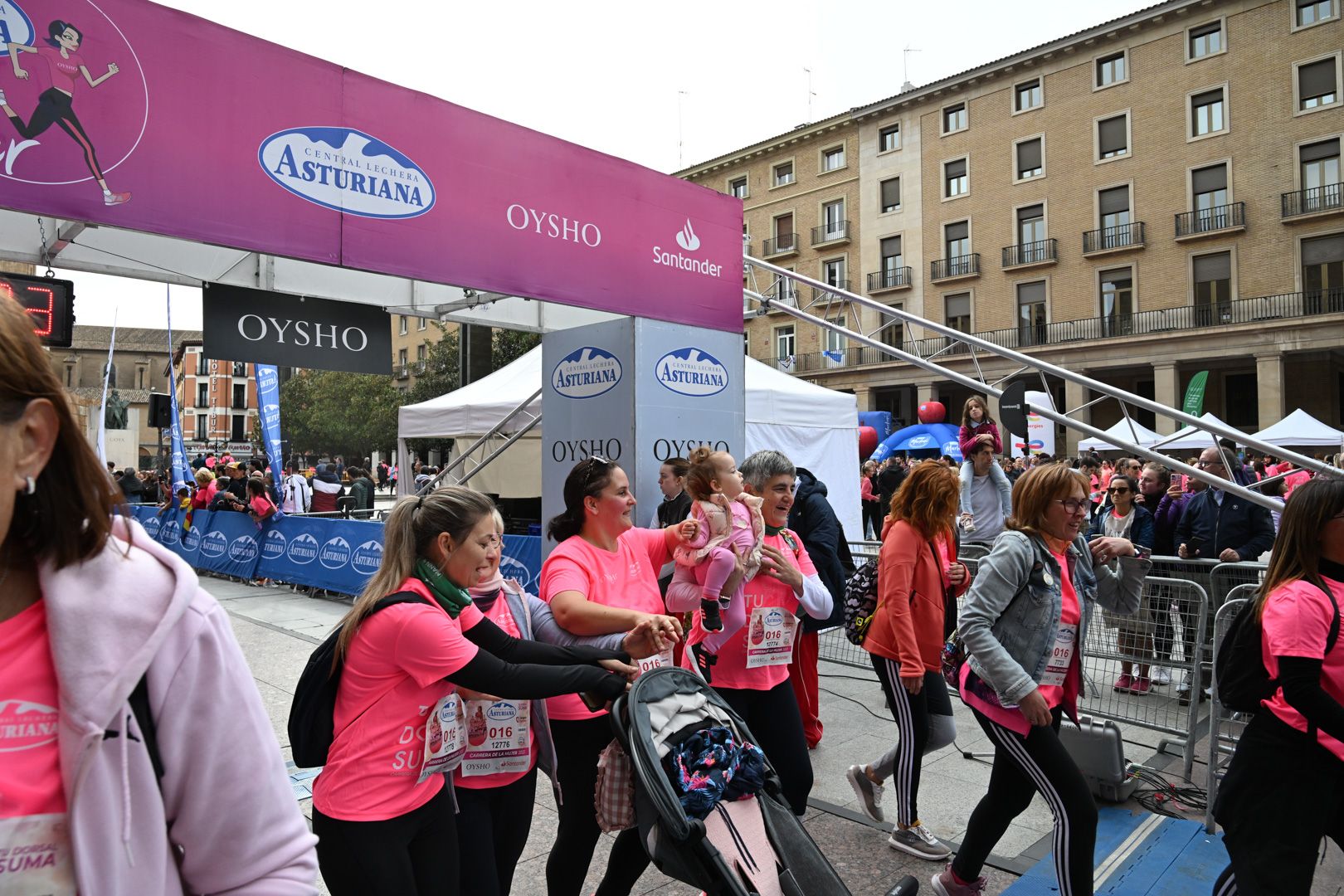 Todas las fotos de la Carrera de la Mujer de Zaragoza 2023. 9021